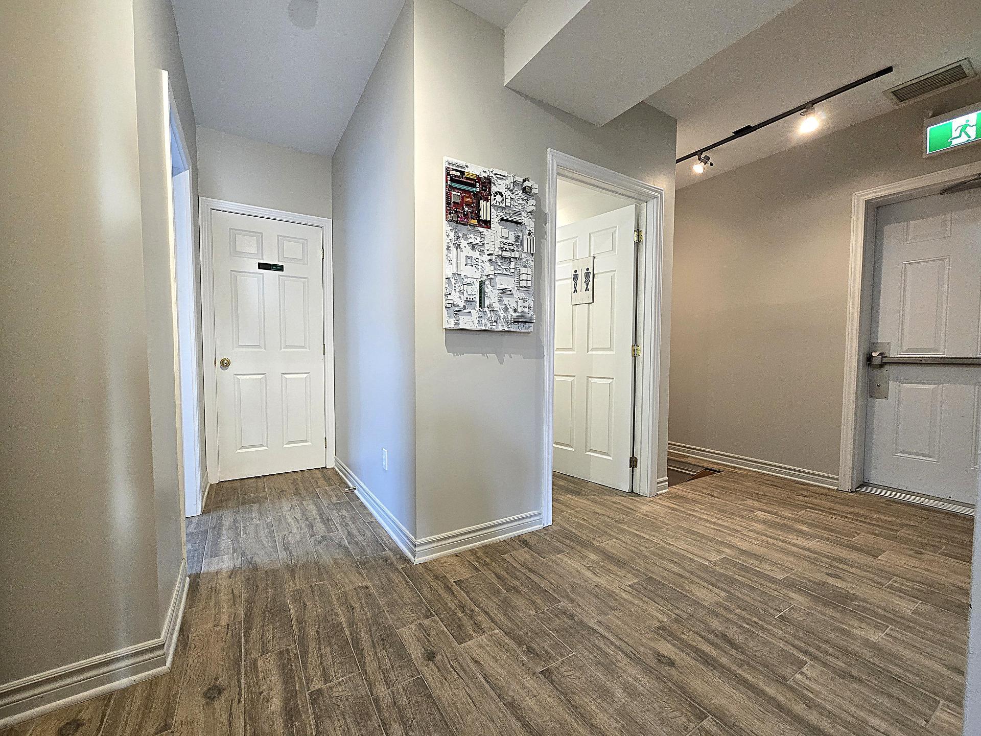 









144


Boul. Curé-Labelle

,
Laval (Sainte-Rose),




QC
H7L2Z4

