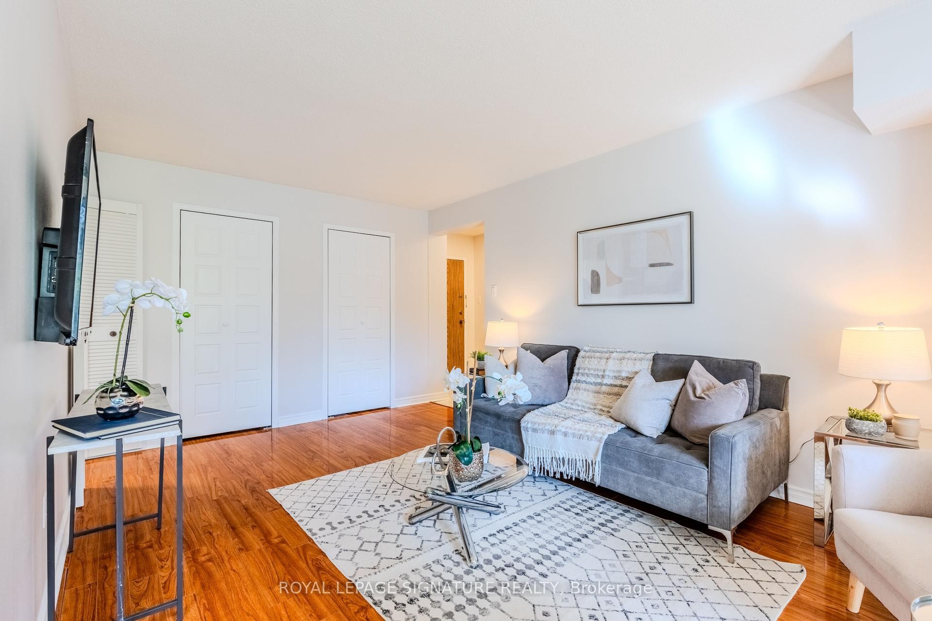 









177


Linus

Road, 315,
Toronto,




ON
M2J 4S5


