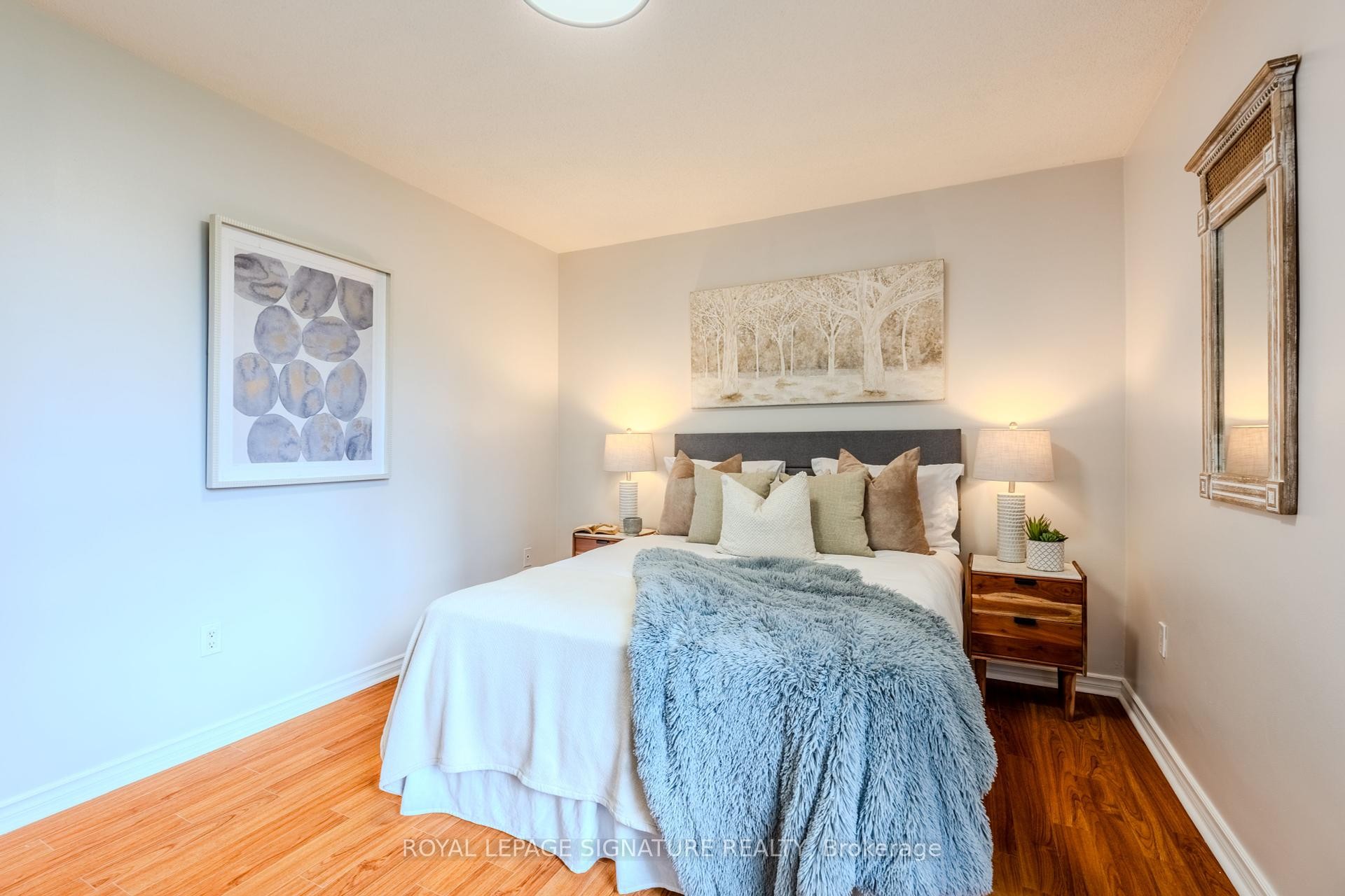 









177


Linus

Road, 315,
Toronto,




ON
M2J 4S5

