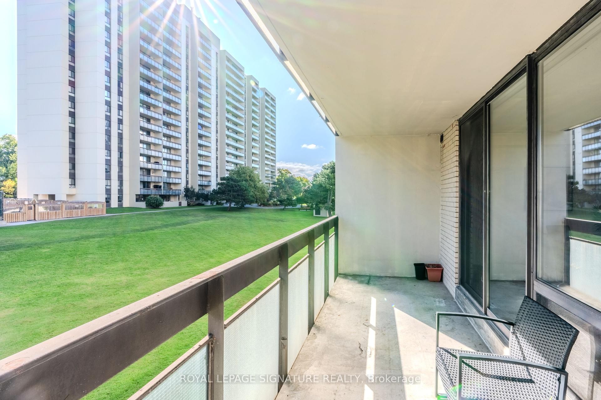 









177


Linus

Road, 315,
Toronto,




ON
M2J 4S5

