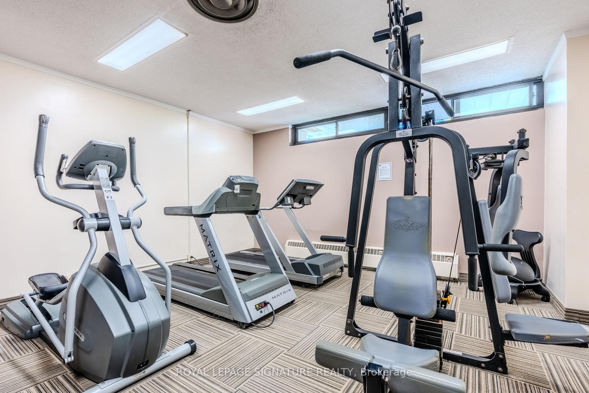 









177


Linus

Road, 315,
Toronto,




ON
M2J 4S5

