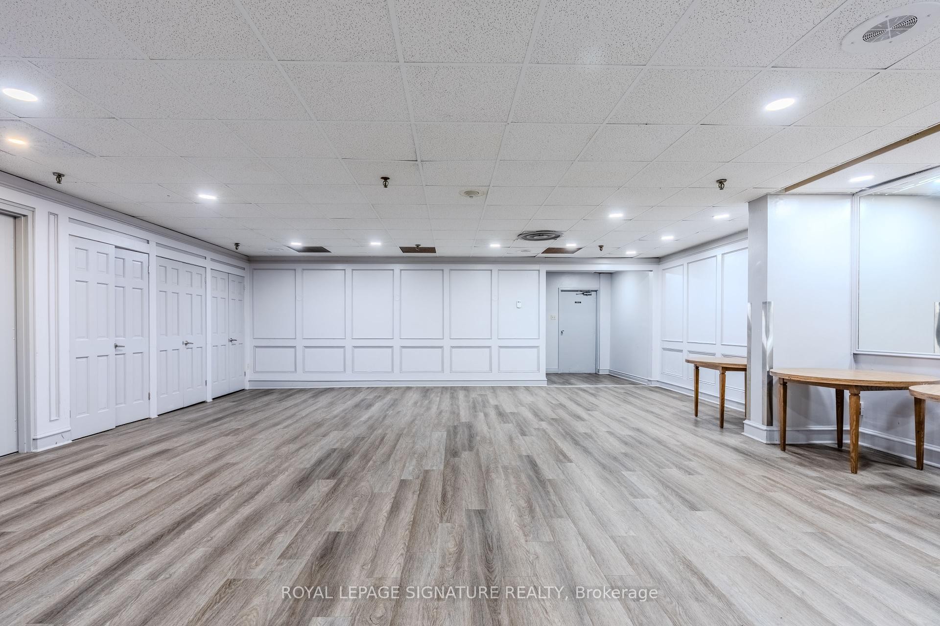 









177


Linus

Road, 315,
Toronto,




ON
M2J 4S5

