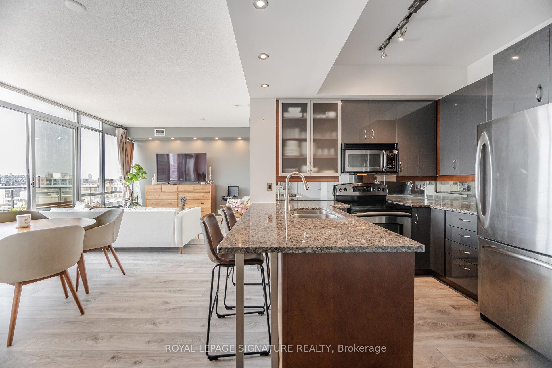 









438


King

Street West, 1405,
Toronto,




ON
M5V 3T9

