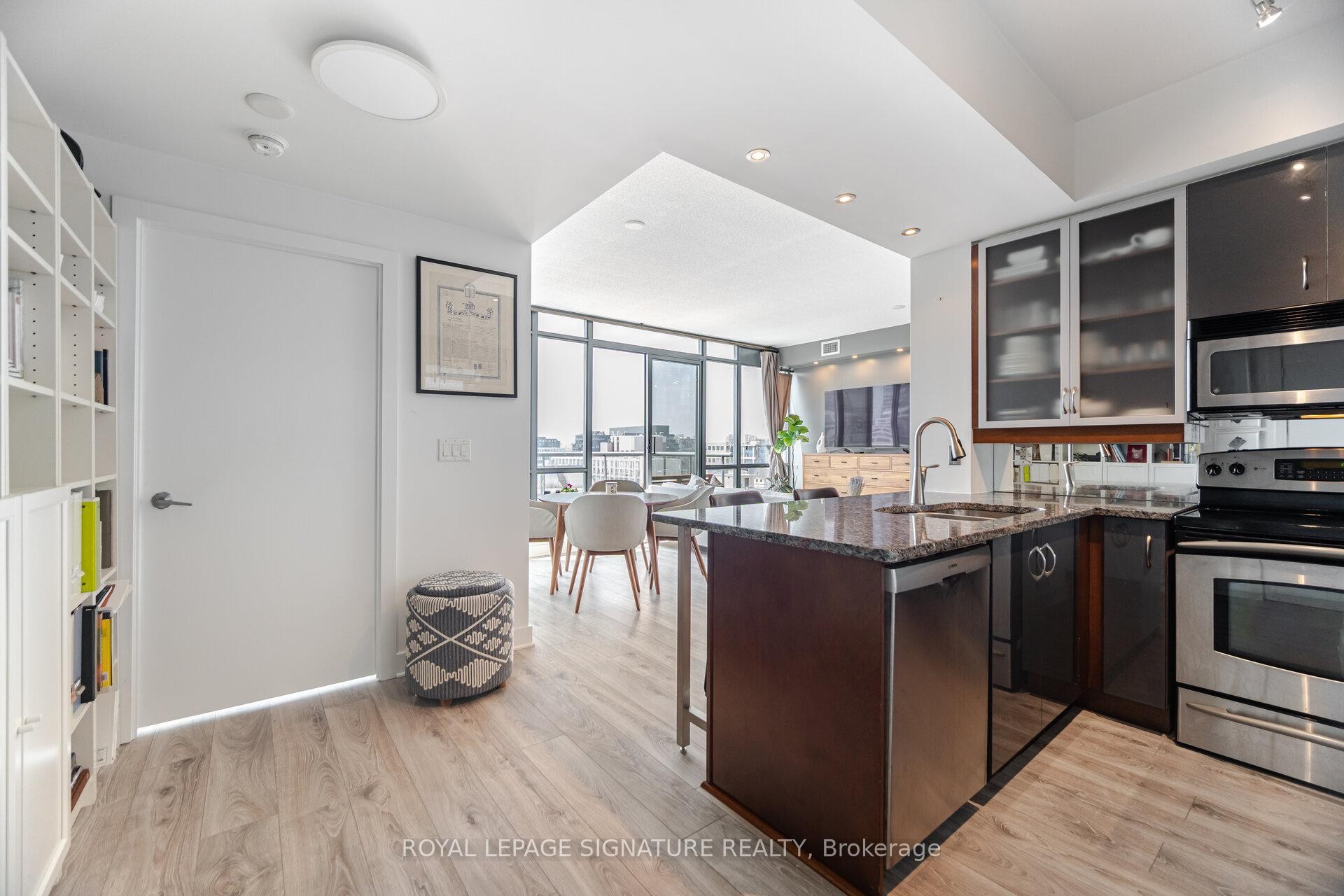 









438


King

Street West, 1405,
Toronto,




ON
M5V 3T9

