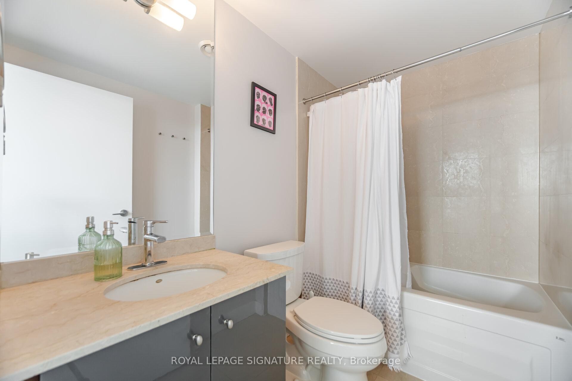 









438


King

Street West, 1405,
Toronto,




ON
M5V 3T9

