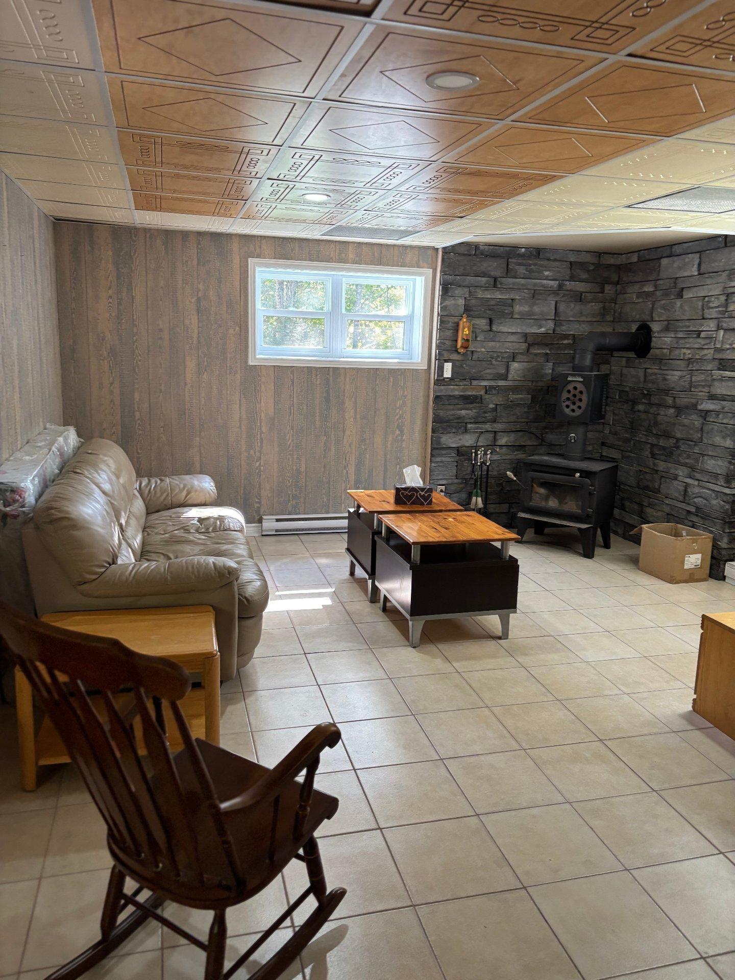 









193


Ch. Tawachiche E.

,
Lac-aux-Sables,




QC
G0X1M0

