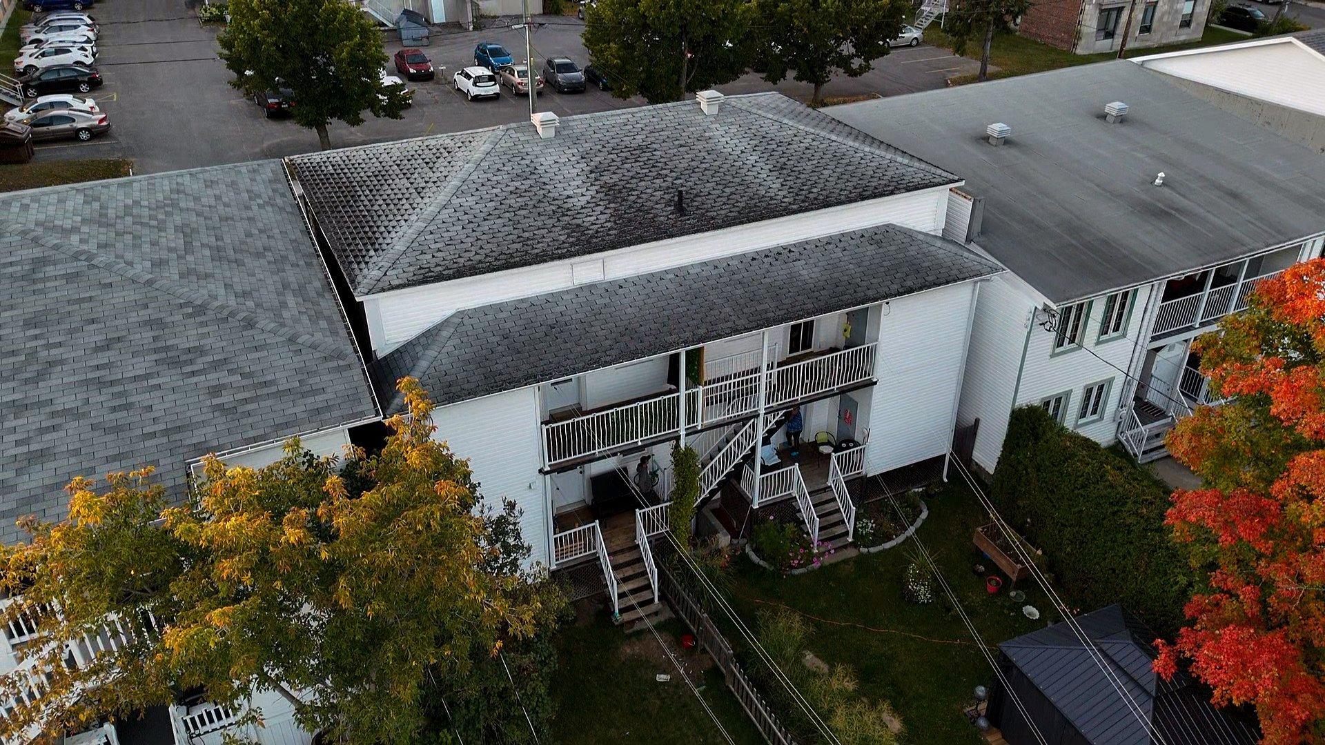 









461

 - 467


4e Avenue

,
Shawinigan,




QC
G9T2R8

