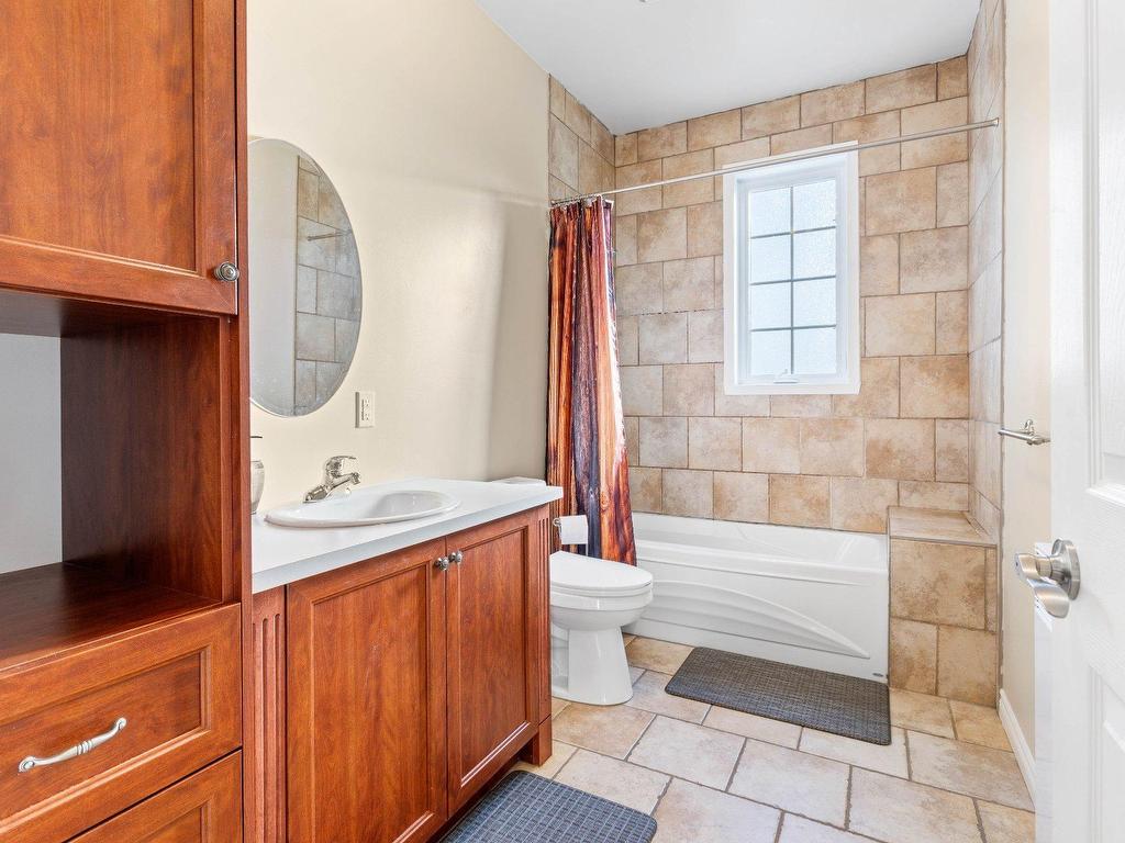 









1095


2e Avenue

,
Val-Morin,




QC
J0T2R0

