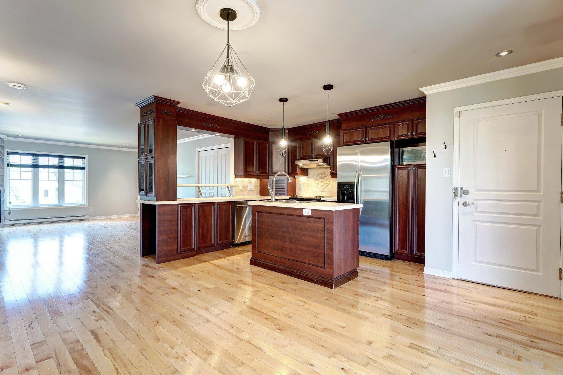 









82


Rue Paul-Mainguy

, 6,
Blainville,




QC
J7C0A1

