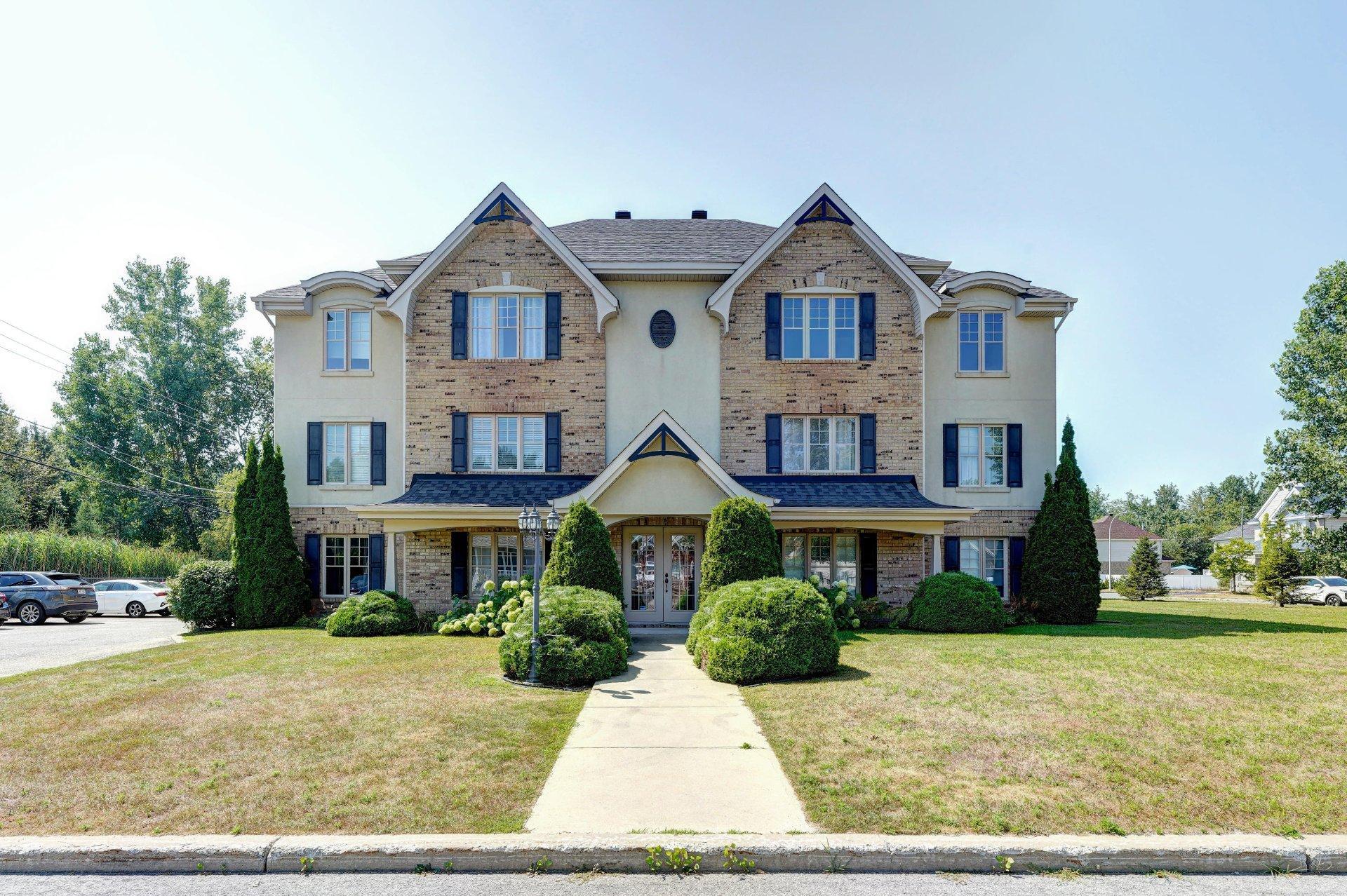 









82


Rue Paul-Mainguy

, 6,
Blainville,




QC
J7C0A1

