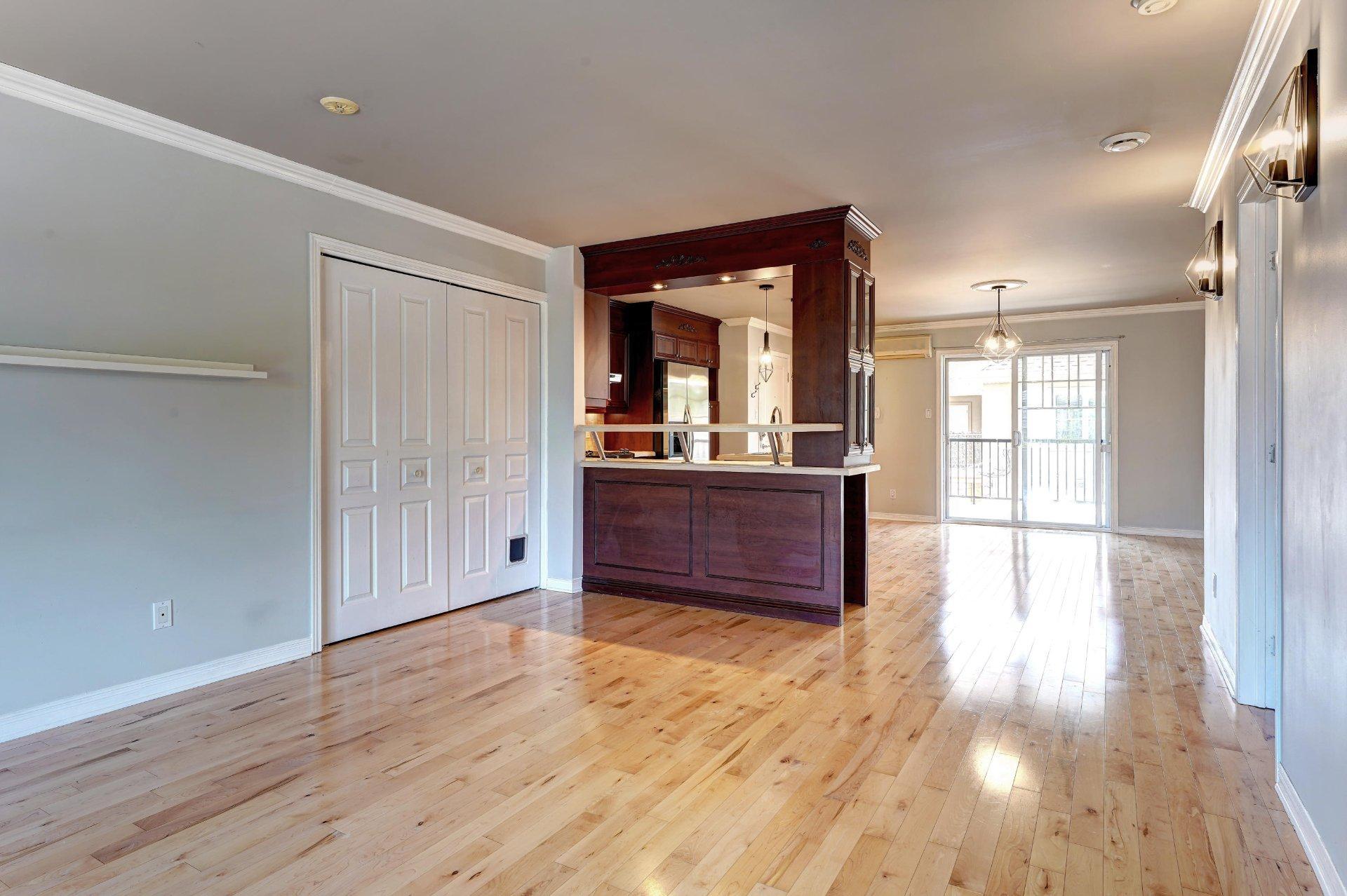 









82


Rue Paul-Mainguy

, 6,
Blainville,




QC
J7C0A1

