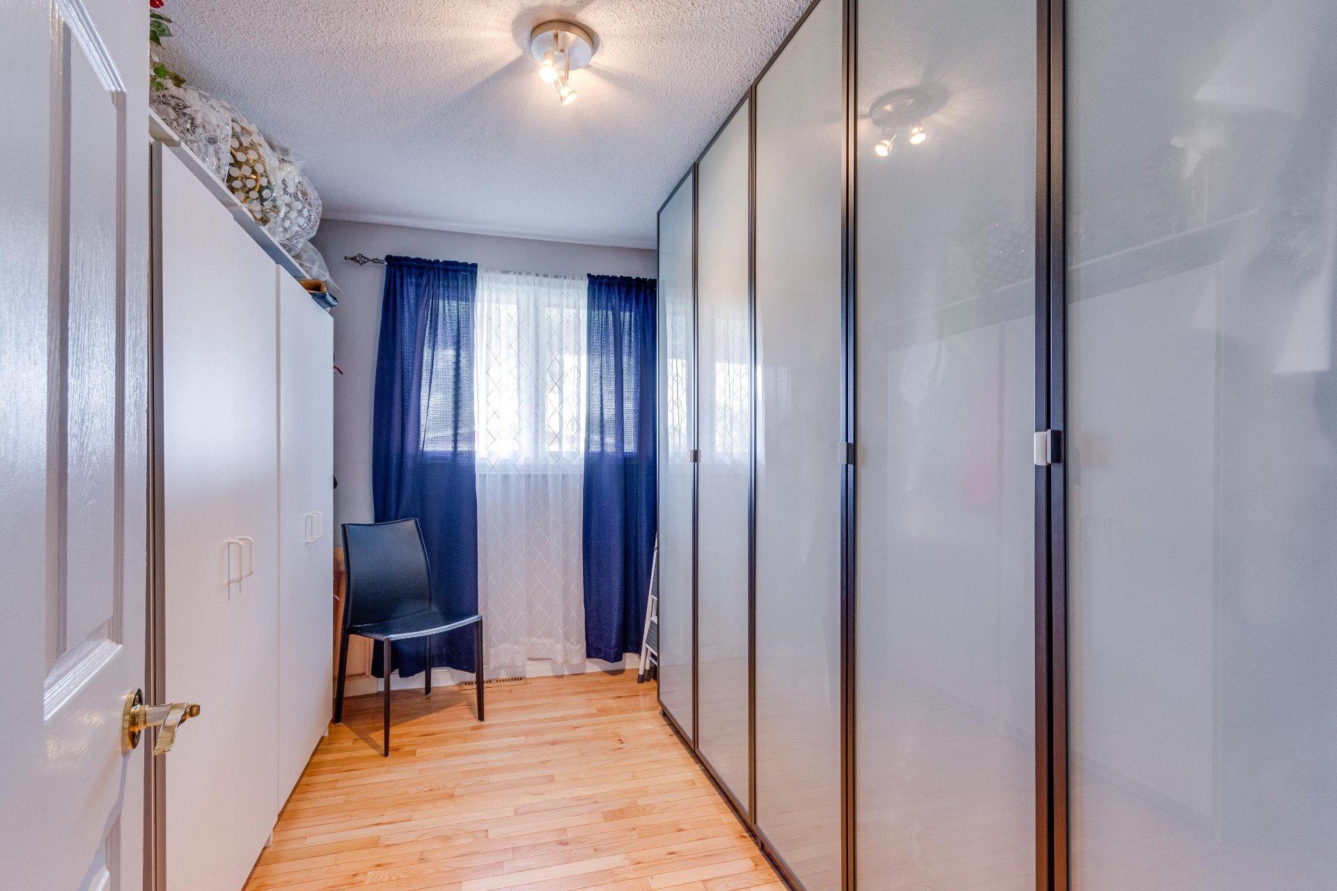 









424


Rue des Géraniums

,
Gatineau (Gatineau),




QC
J8P3R1

