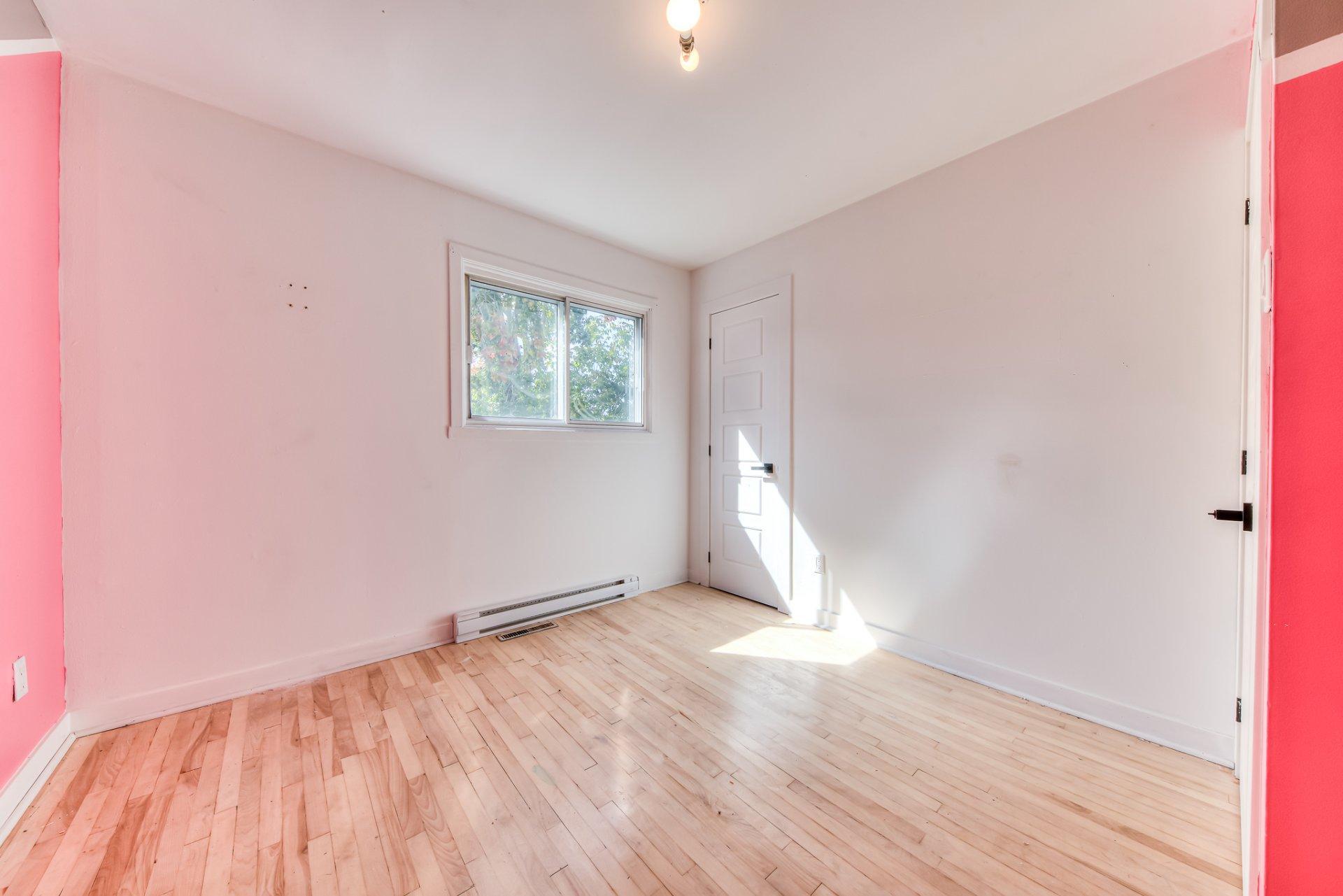 









118


43e Avenue

,
Saint-Eustache,




QC
J7P3E4

