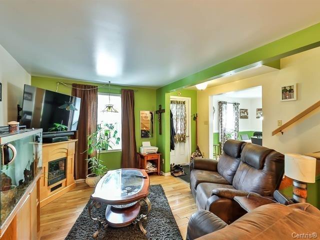 









339

 - 343


Route des Cantons

,
Saint-Émile-de-Suffolk,




QC
J0V1L0

