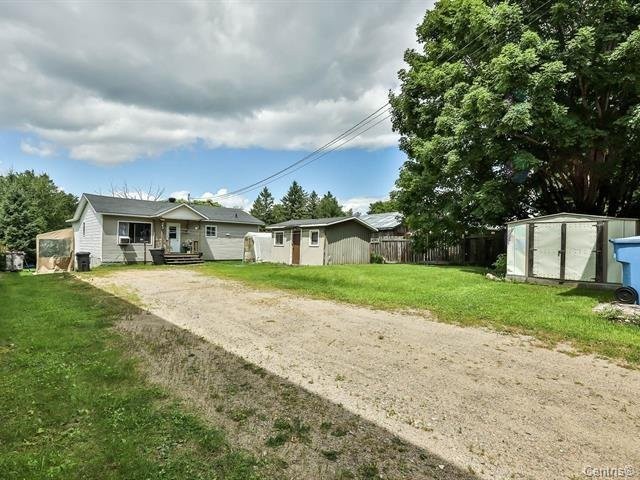 









339

 - 343


Route des Cantons

,
Saint-Émile-de-Suffolk,




QC
J0V1L0

