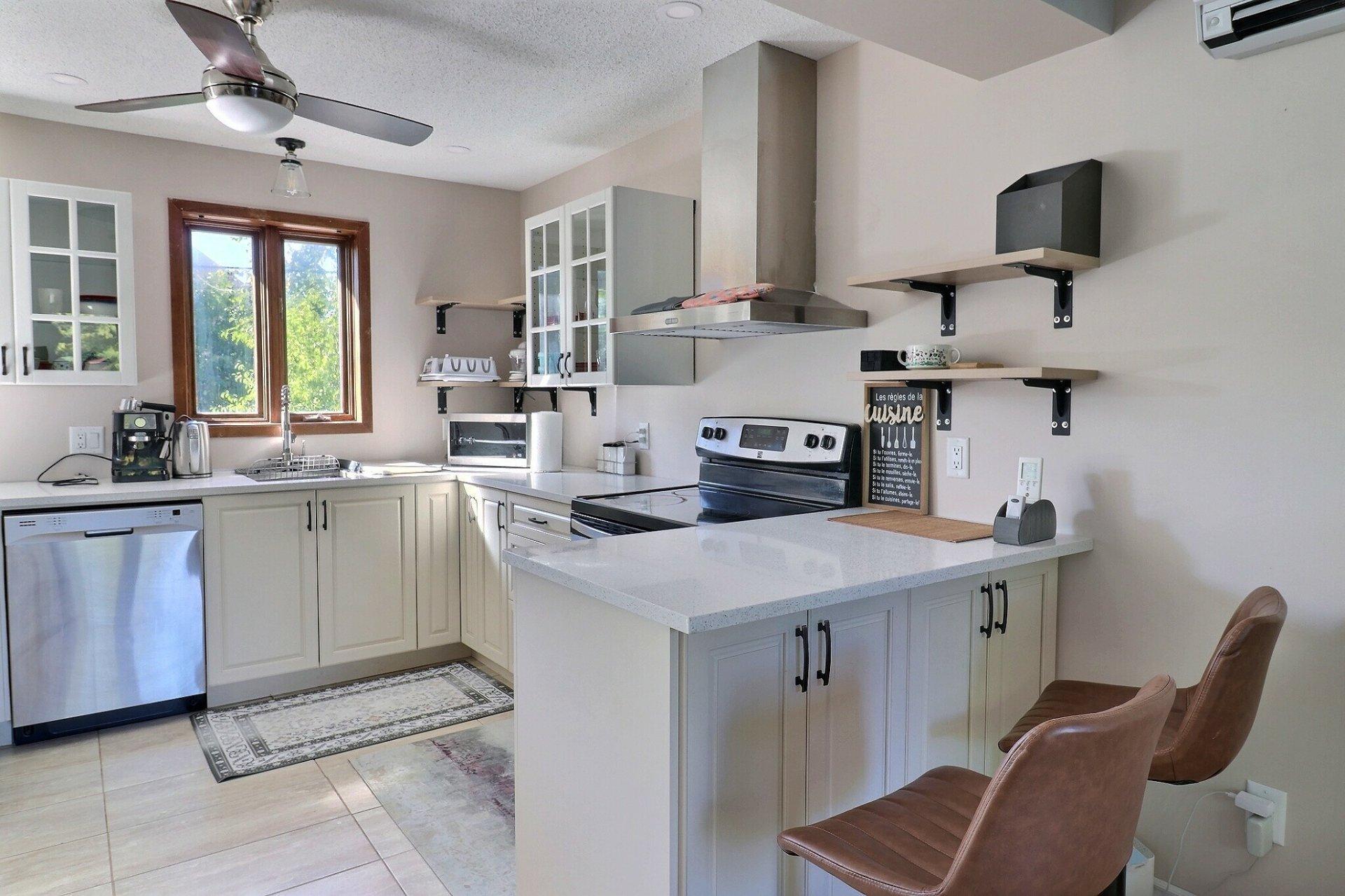 









75


Av. des Camélias

,
Gatineau (Aylmer),




QC
J9J2E7

