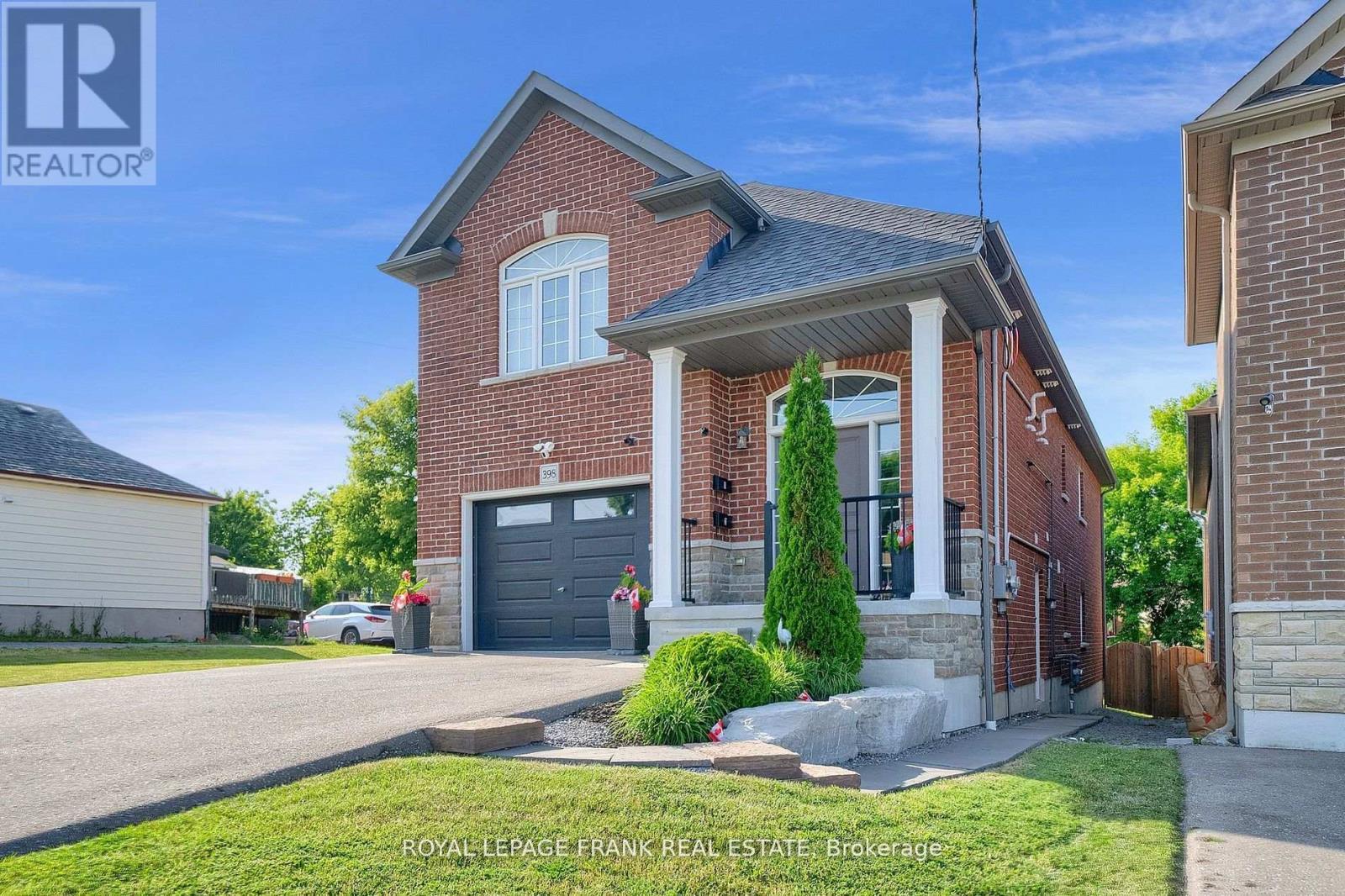












398 OLIVE AVENUE

,
Oshawa (Central),




Ontario
L1H2R1

