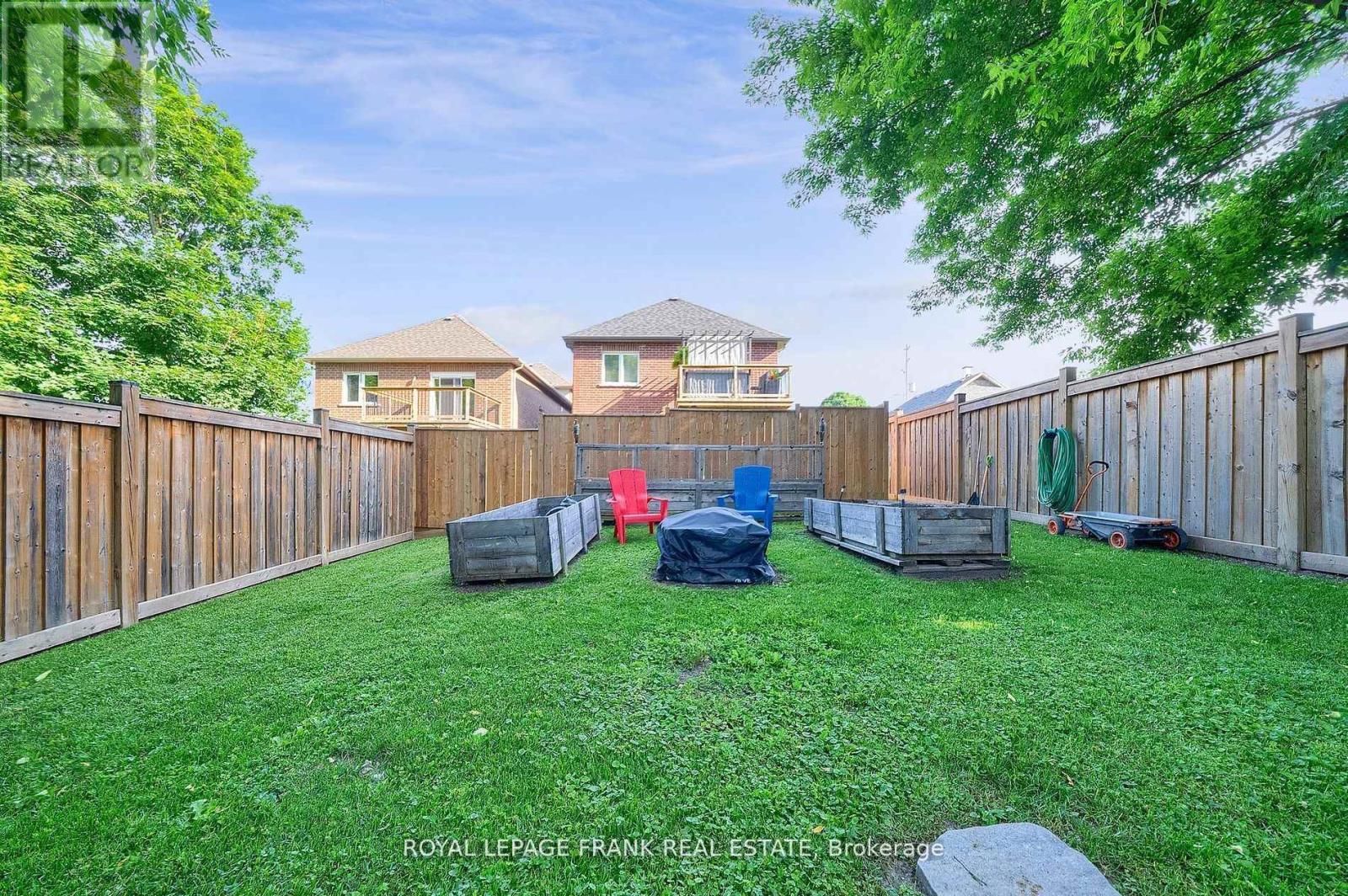 












398 OLIVE AVENUE

,
Oshawa (Central),




Ontario
L1H2R1

