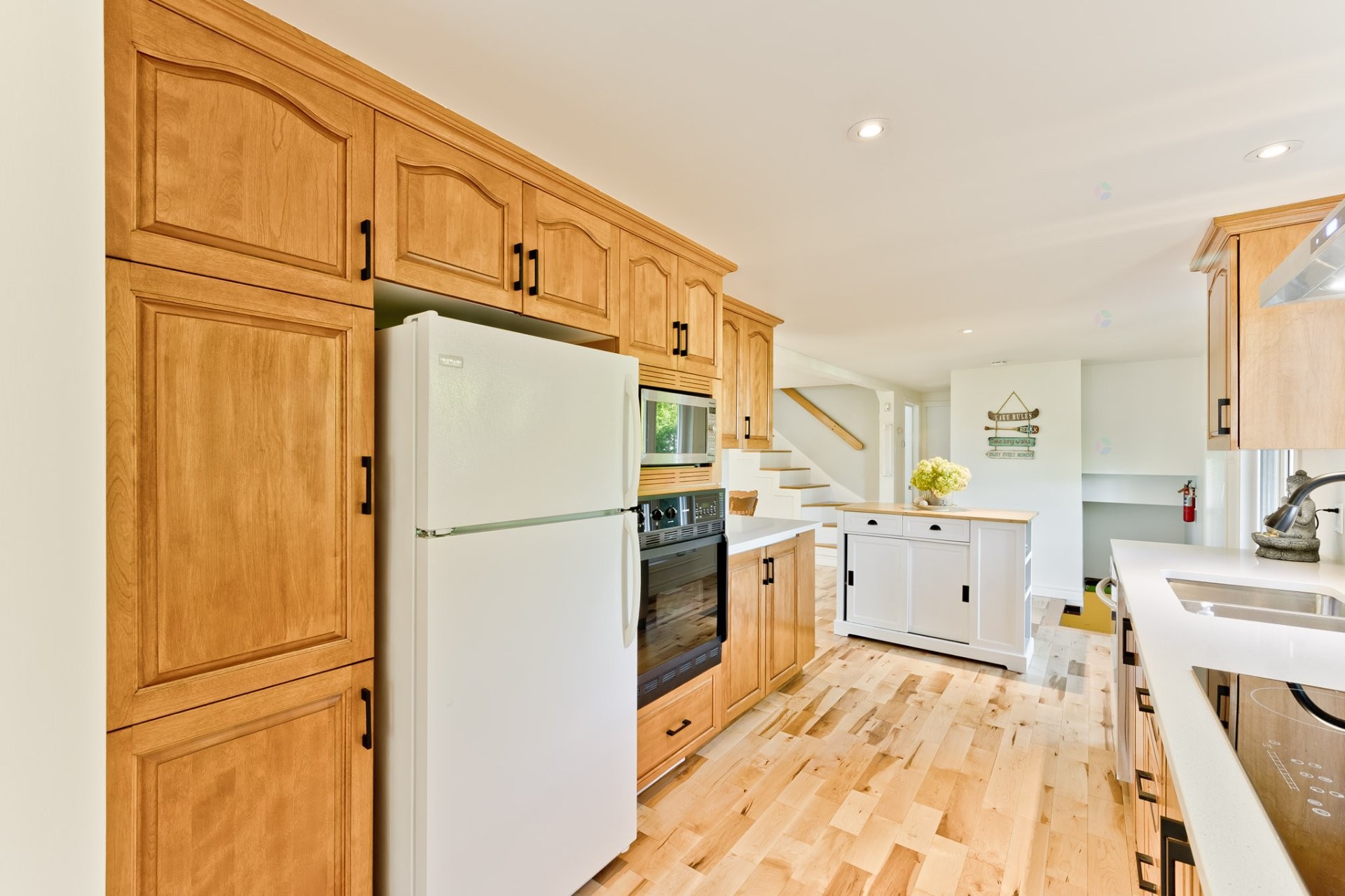 









80


Rue des Pivoines

,
Saint-Denis-de-Brompton,




QC
J0B2P0

