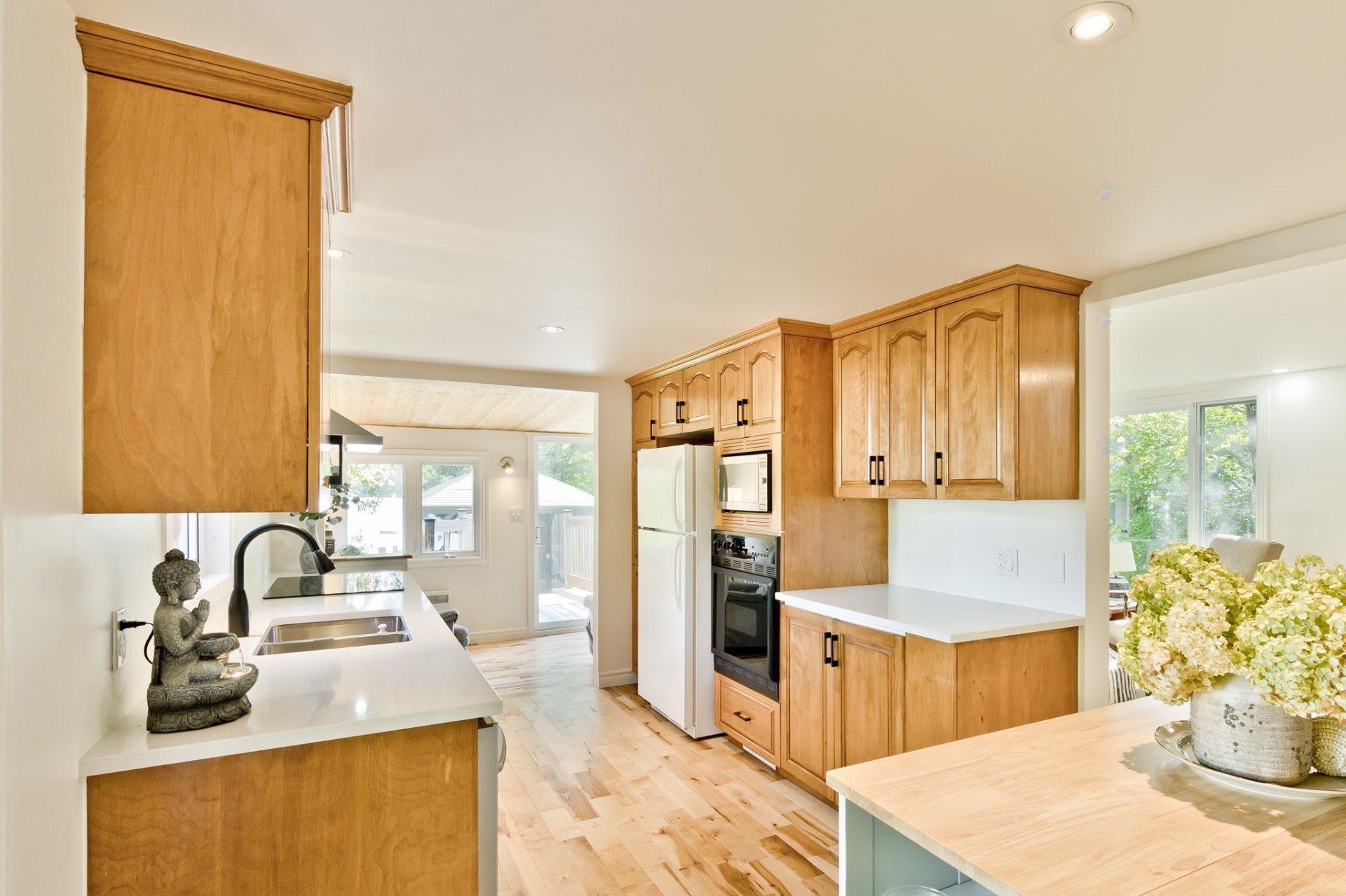 









80


Rue des Pivoines

,
Saint-Denis-de-Brompton,




QC
J0B2P0

