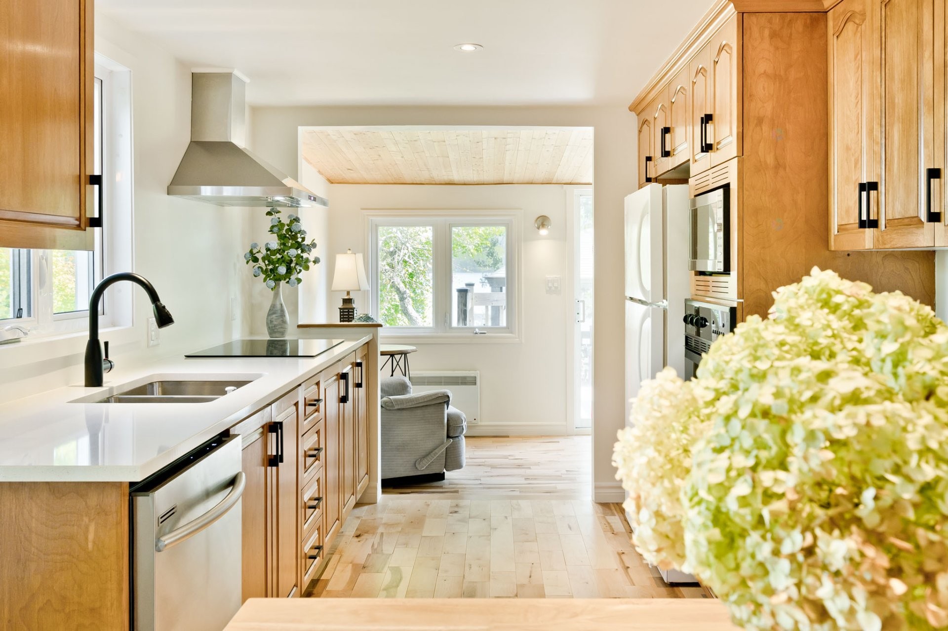 









80


Rue des Pivoines

,
Saint-Denis-de-Brompton,




QC
J0B2P0

