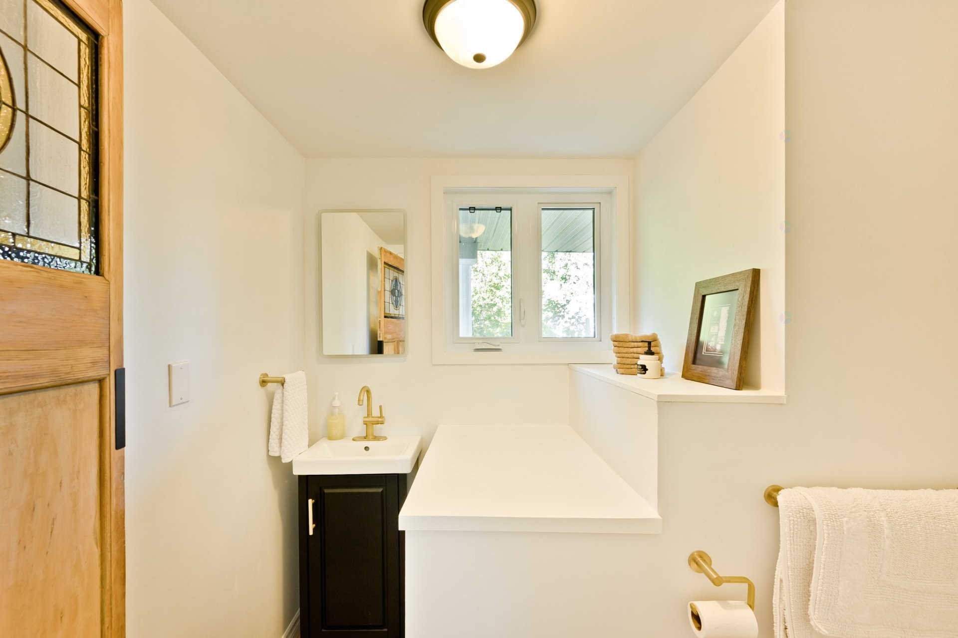 









80


Rue des Pivoines

,
Saint-Denis-de-Brompton,




QC
J0B2P0

