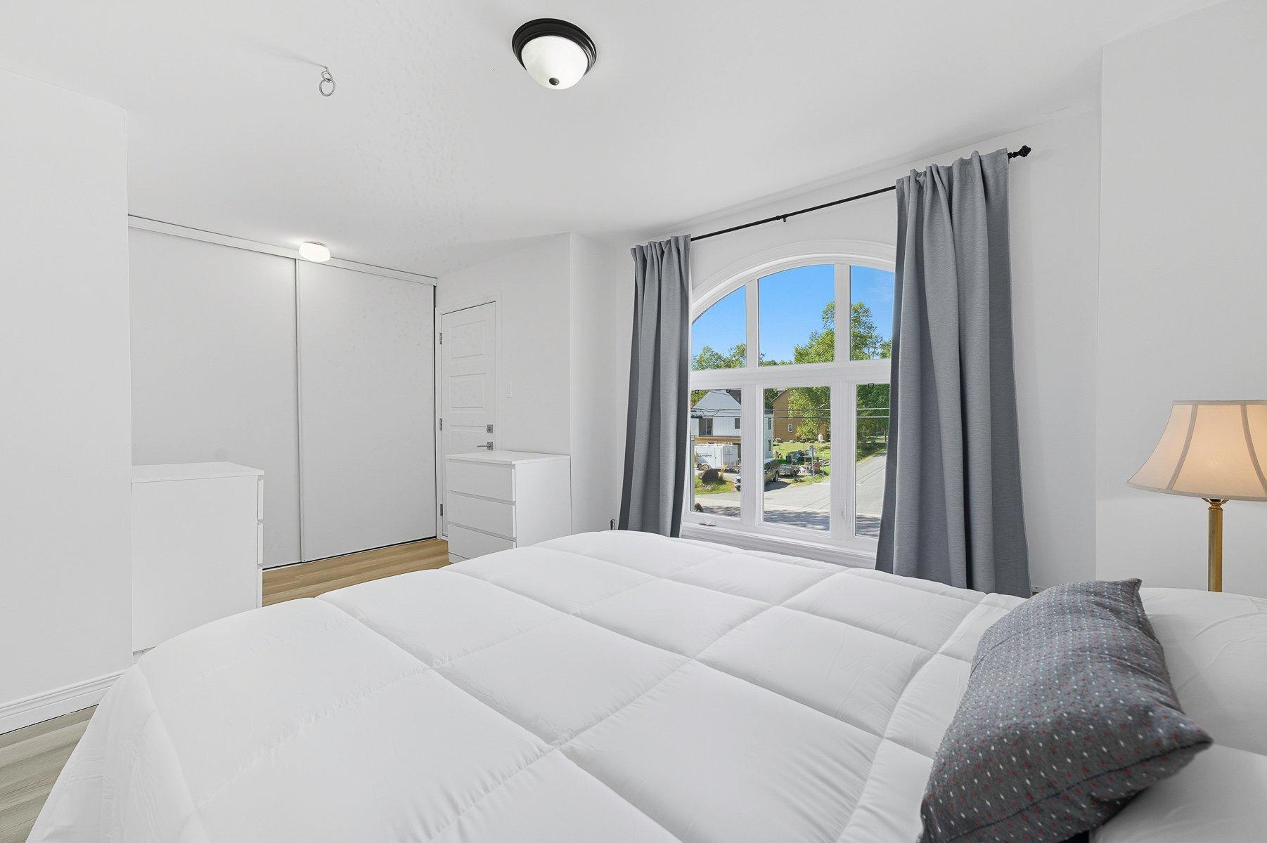 









111Z


Rue Rabellino

,
Mont-Tremblant,




QC
J8E1H9

