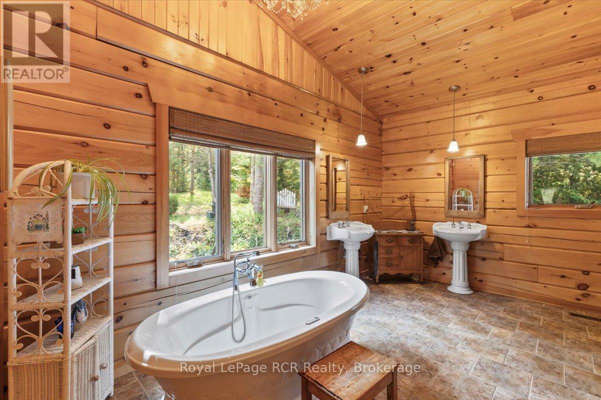












133195 ALLAN PARK ROAD

,
West Grey,




Ontario
N4N3B8

