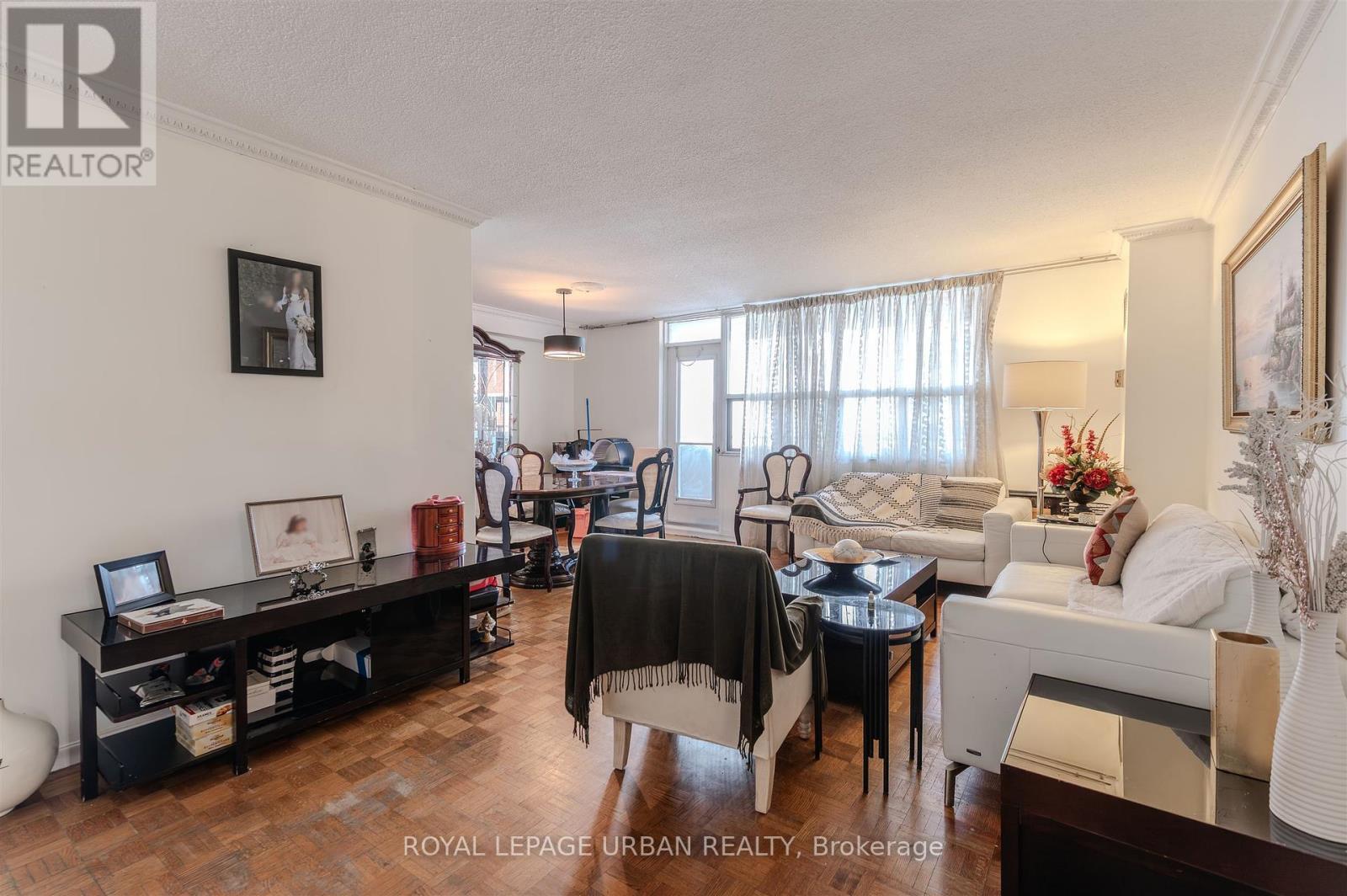 












806 - 1135 LOGAN AVENUE

,
Toronto,




Ontario
M4K3Y2


