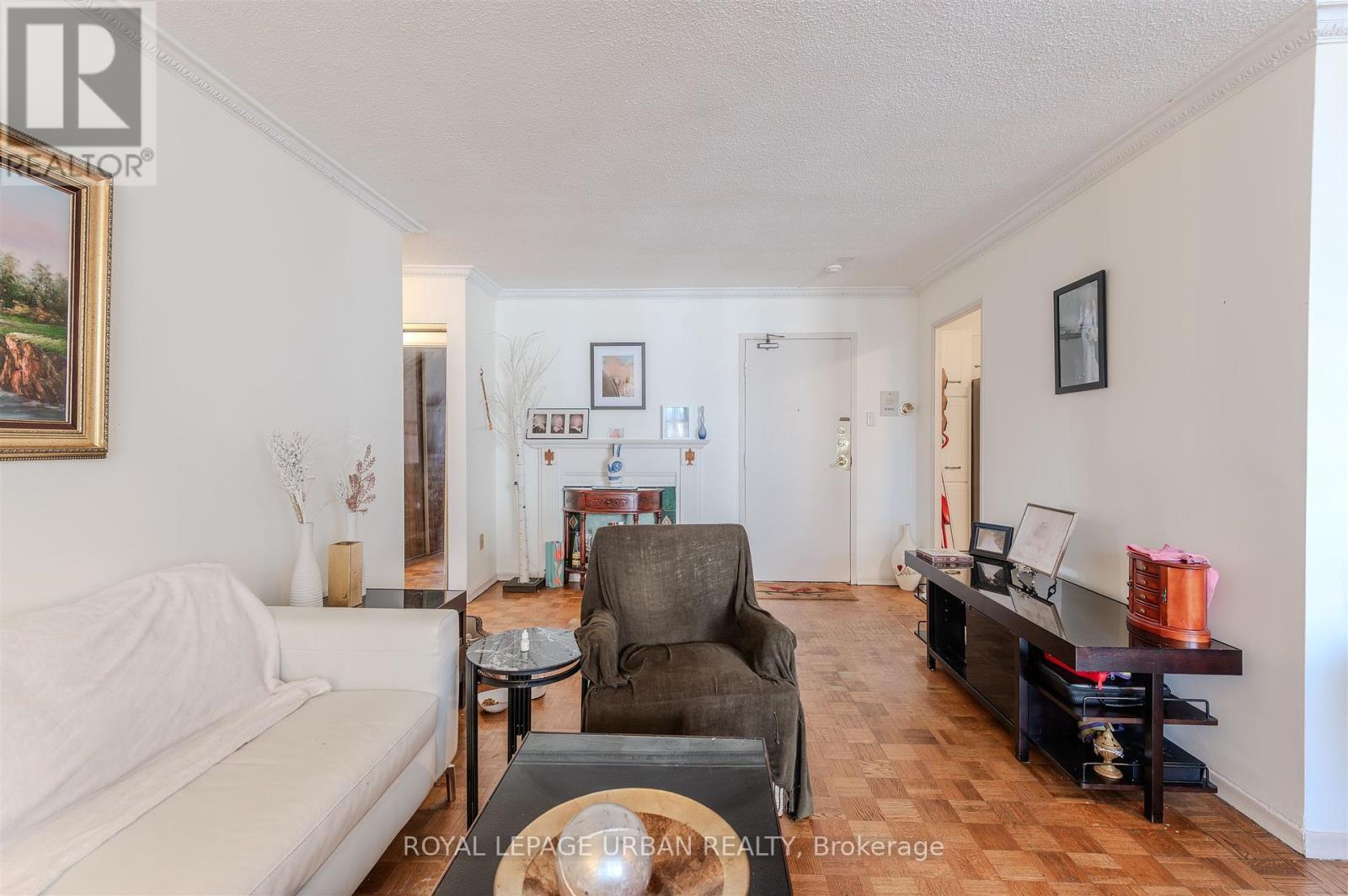 












806 - 1135 LOGAN AVENUE

,
Toronto,




Ontario
M4K3Y2

