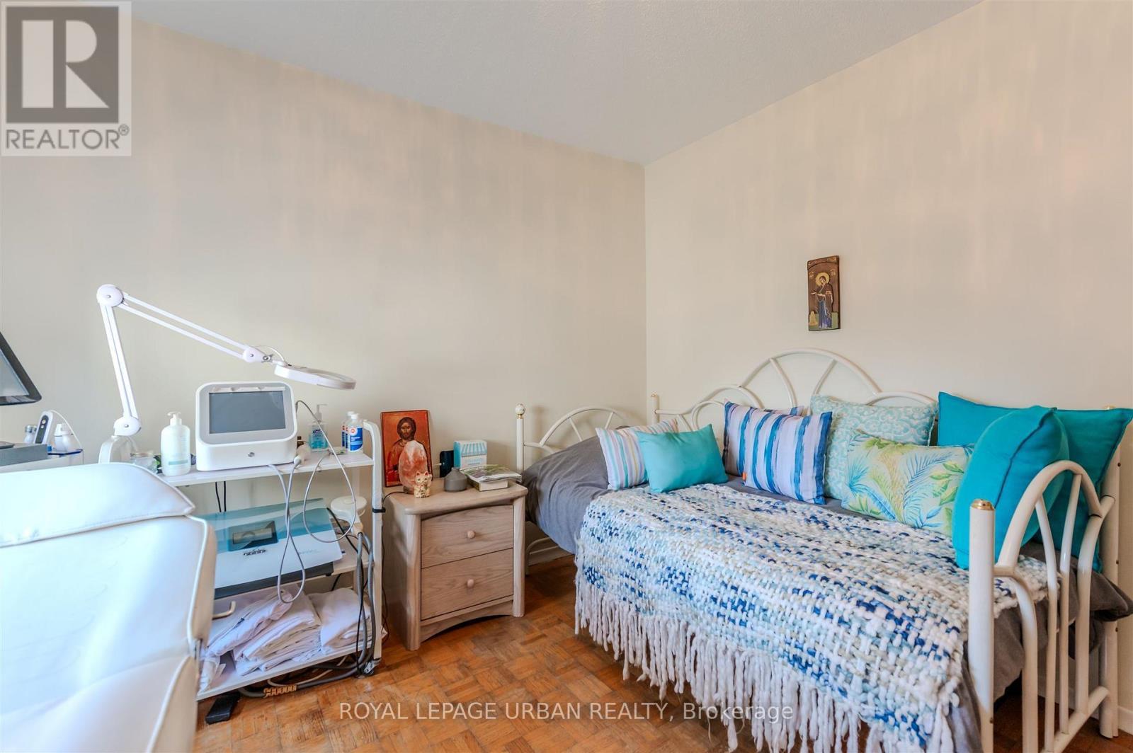 












806 - 1135 LOGAN AVENUE

,
Toronto,




Ontario
M4K3Y2

