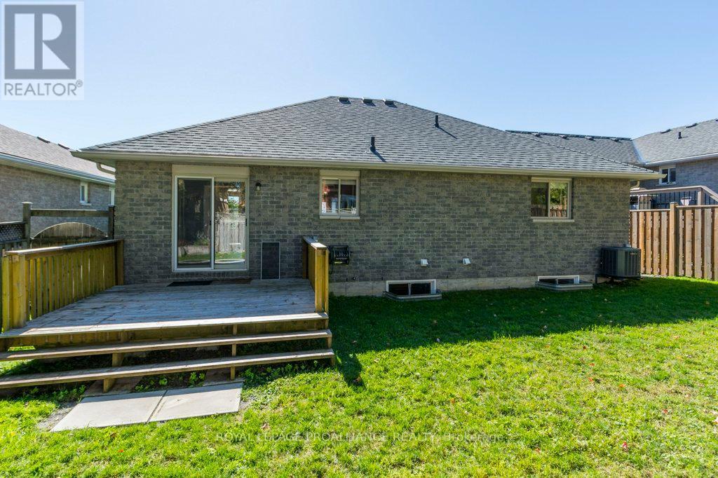 












23 SUNSHINE LANE

,
Quinte West (Murray Ward),




Ontario
K8V6X3

