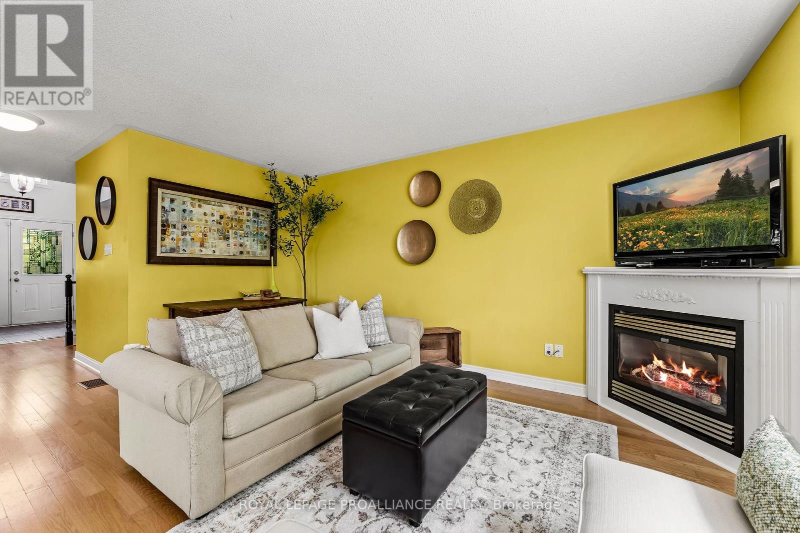 












273 PARKVIEW HILLS DRIVE

,
Cobourg,




Ontario
K9A5S3

