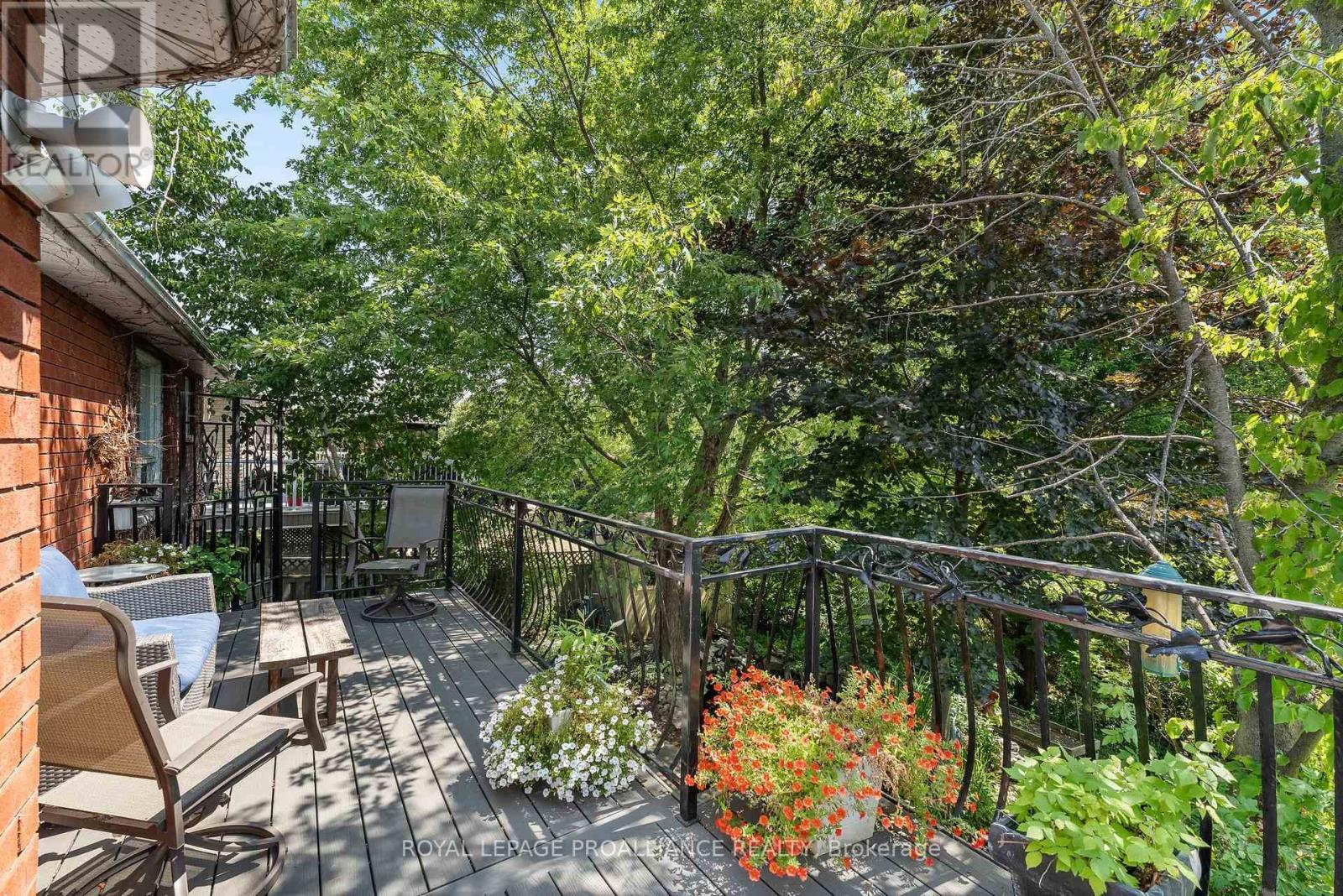 












273 PARKVIEW HILLS DRIVE

,
Cobourg,




Ontario
K9A5S3


