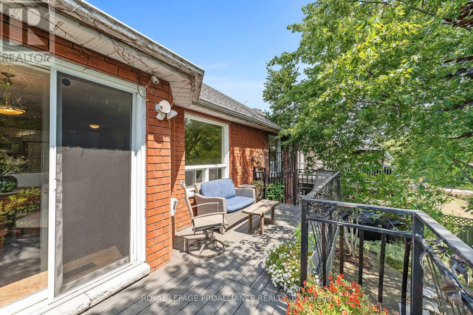 












273 PARKVIEW HILLS DRIVE

,
Cobourg,




Ontario
K9A5S3

