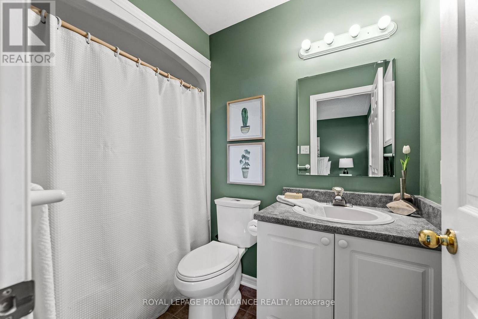 












273 PARKVIEW HILLS DRIVE

,
Cobourg,




Ontario
K9A5S3

