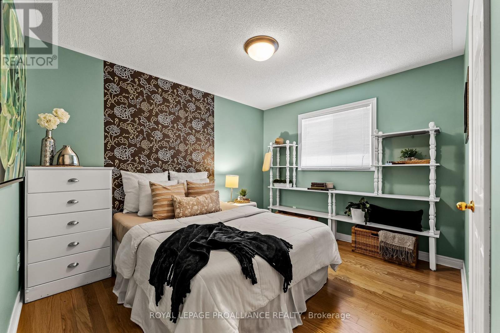 












273 PARKVIEW HILLS DRIVE

,
Cobourg,




Ontario
K9A5S3

