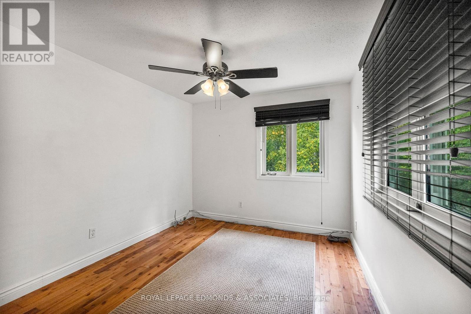 












1095 MOUNTAINVIEW DRIVE

,
Laurentian Valley,




Ontario
K8A8E3

