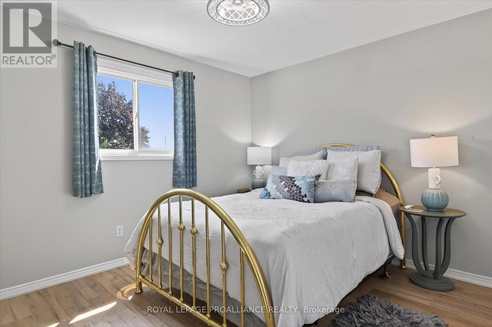 












845 STEWART DRIVE

,
Peterborough (Ashburnham Ward 4),




Ontario
K9J7R3

