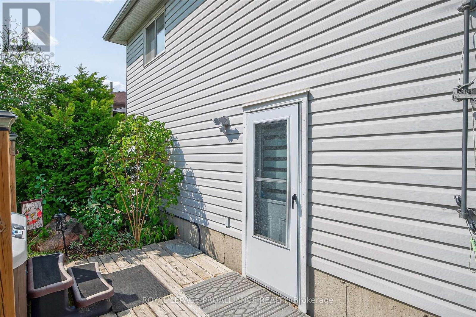 












845 STEWART DRIVE

,
Peterborough (Ashburnham Ward 4),




Ontario
K9J7R3

