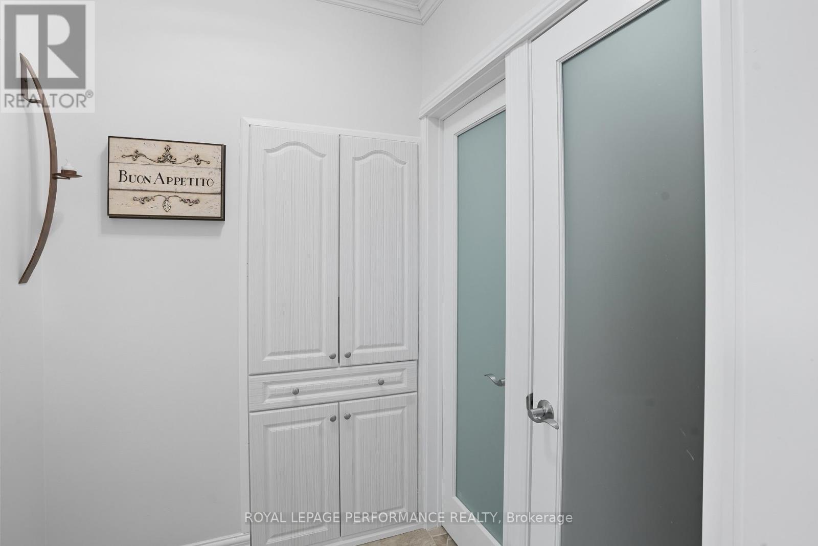 












8 JOHN STREET

,
Champlain,




Ontario
K0B1K0

