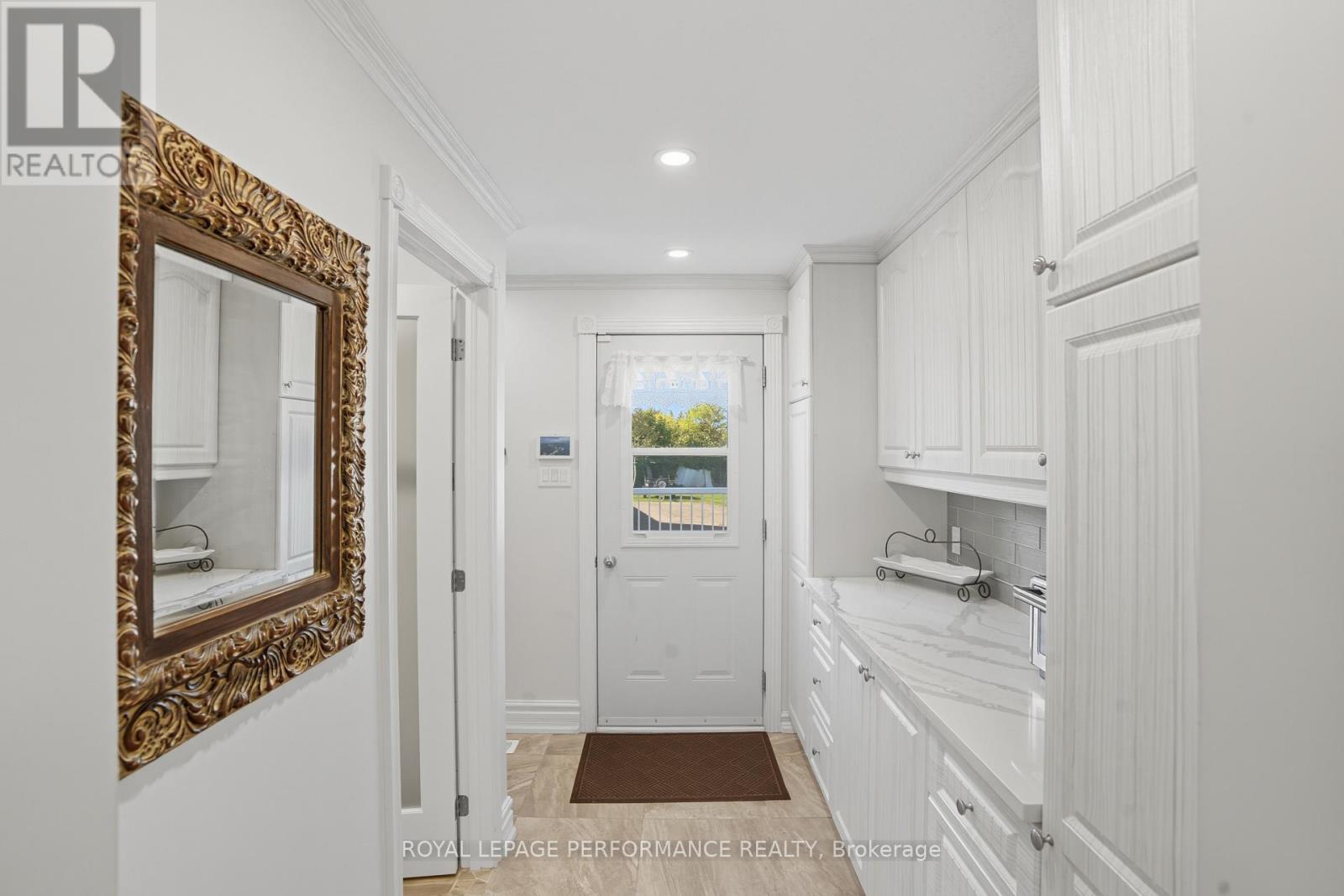 












8 JOHN STREET

,
Champlain,




Ontario
K0B1K0

