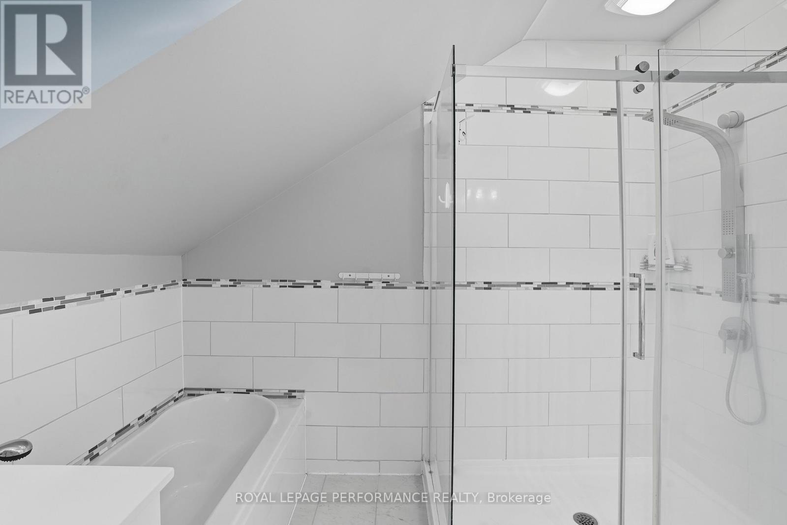 












8 JOHN STREET

,
Champlain,




Ontario
K0B1K0

