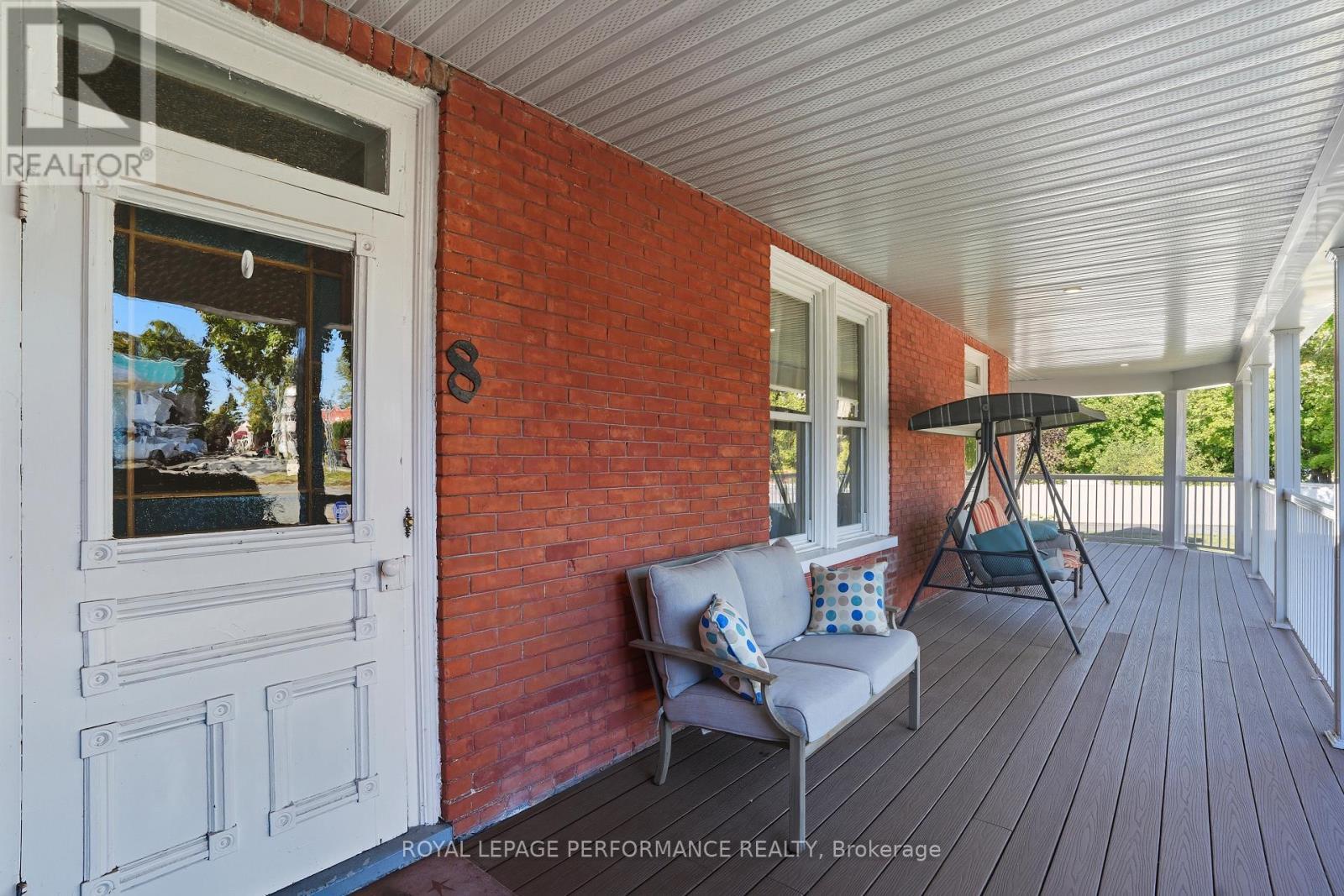 












8 JOHN STREET

,
Champlain,




Ontario
K0B1K0

