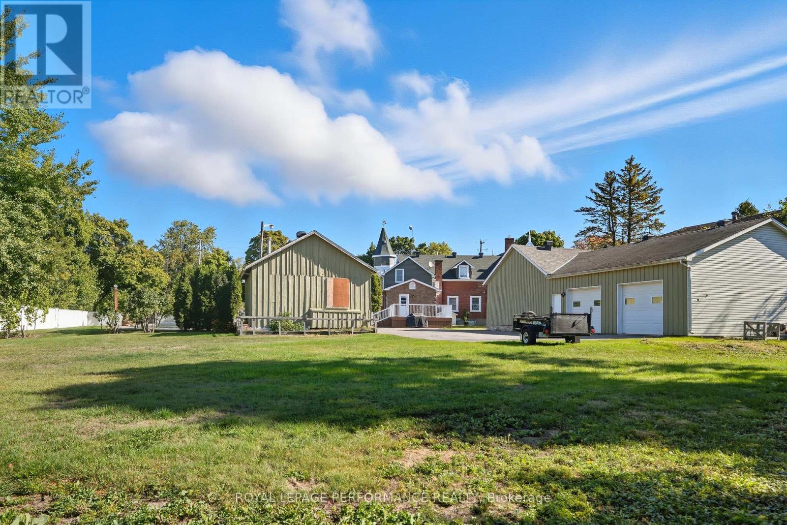 












8 JOHN STREET

,
Champlain,




Ontario
K0B1K0

