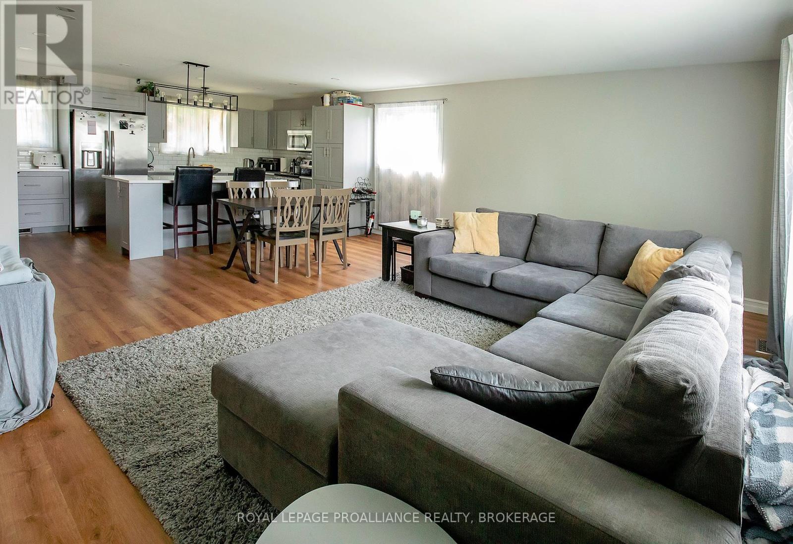 












296 OLYMPUS AVENUE

,
Kingston (City SouthWest),




Ontario
K7M4T9

