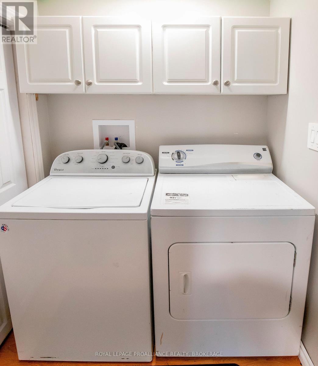 












296 OLYMPUS AVENUE

,
Kingston (City SouthWest),




Ontario
K7M4T9

