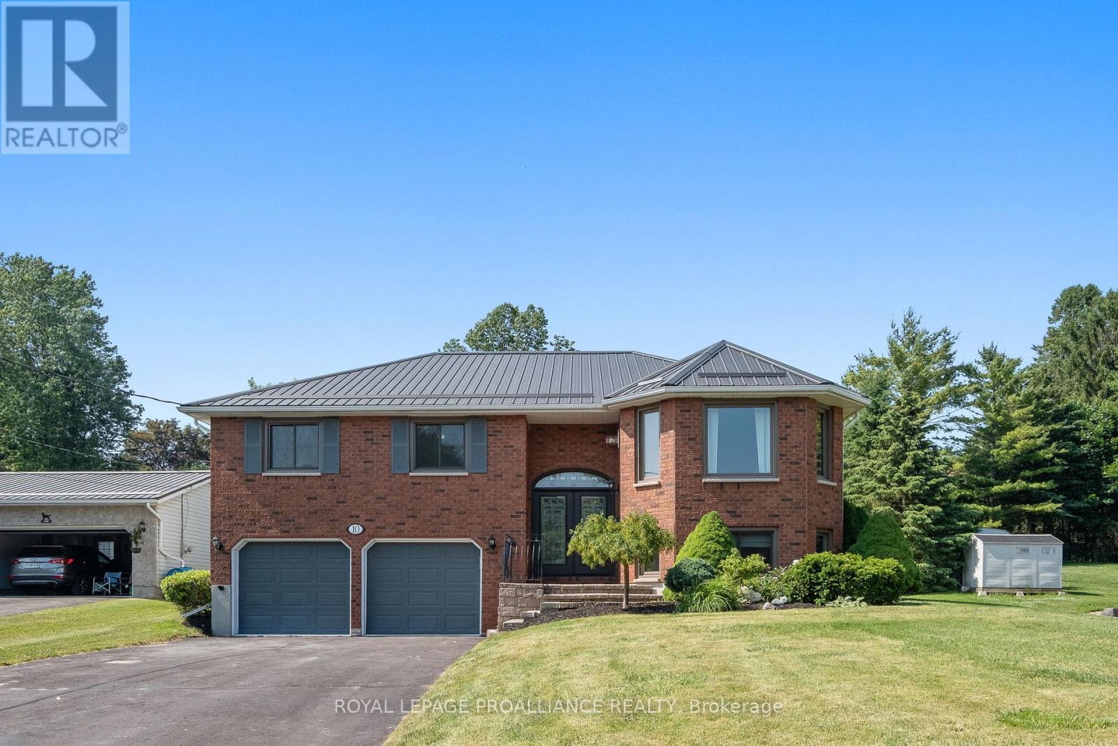 












10 LENORE AVENUE

,
Hamilton Township,




Ontario
K9A5M2

