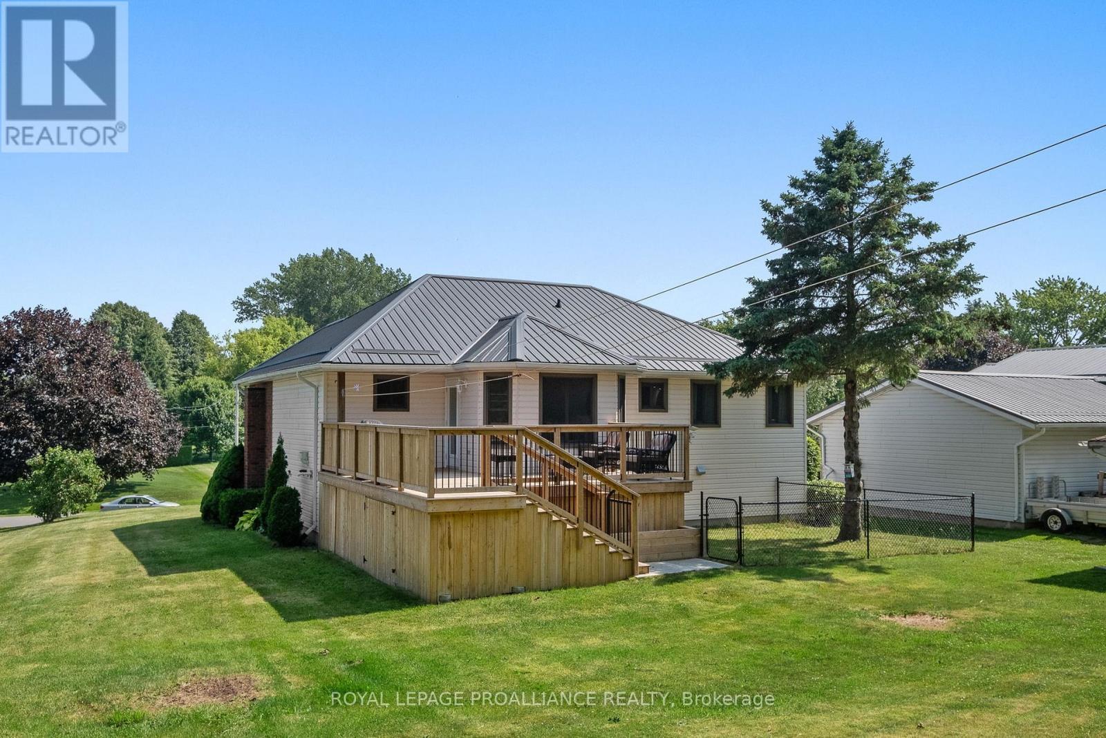












10 LENORE AVENUE

,
Hamilton Township,




Ontario
K9A5M2

