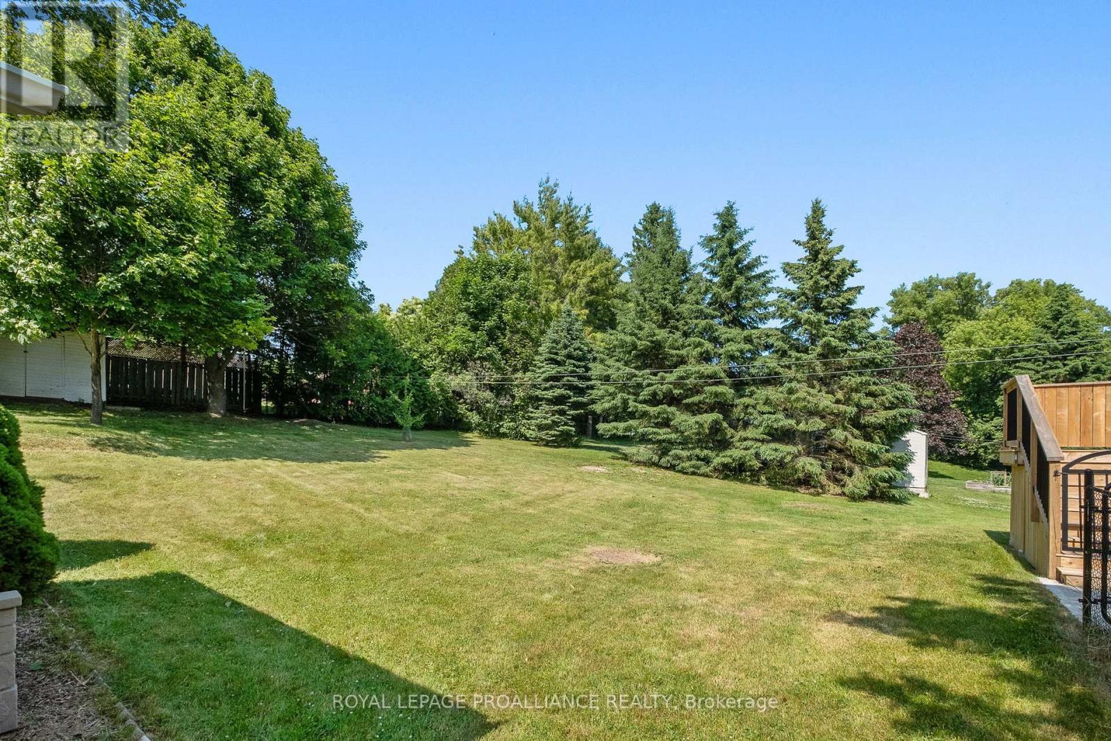 












10 LENORE AVENUE

,
Hamilton Township,




Ontario
K9A5M2

